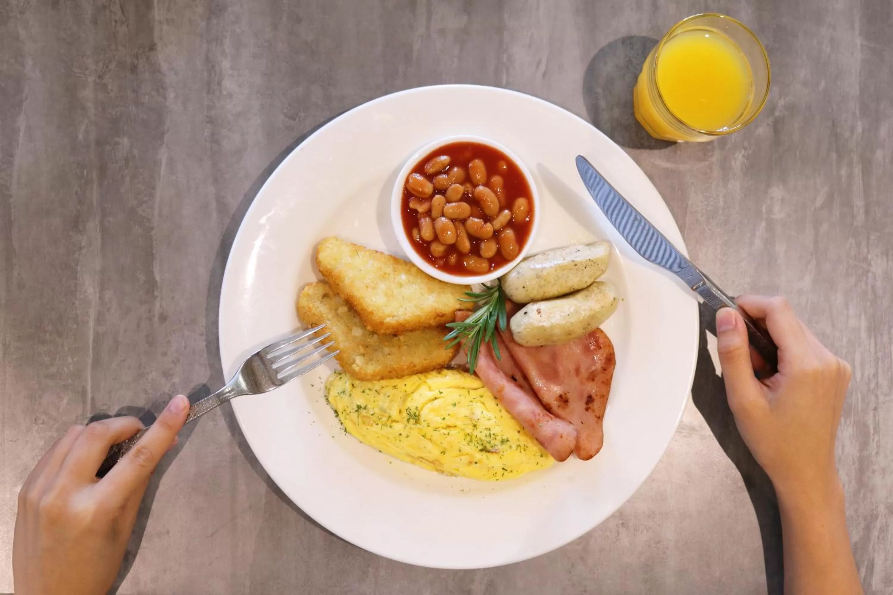 Breakfast in Grand Ion Delemen Hotel