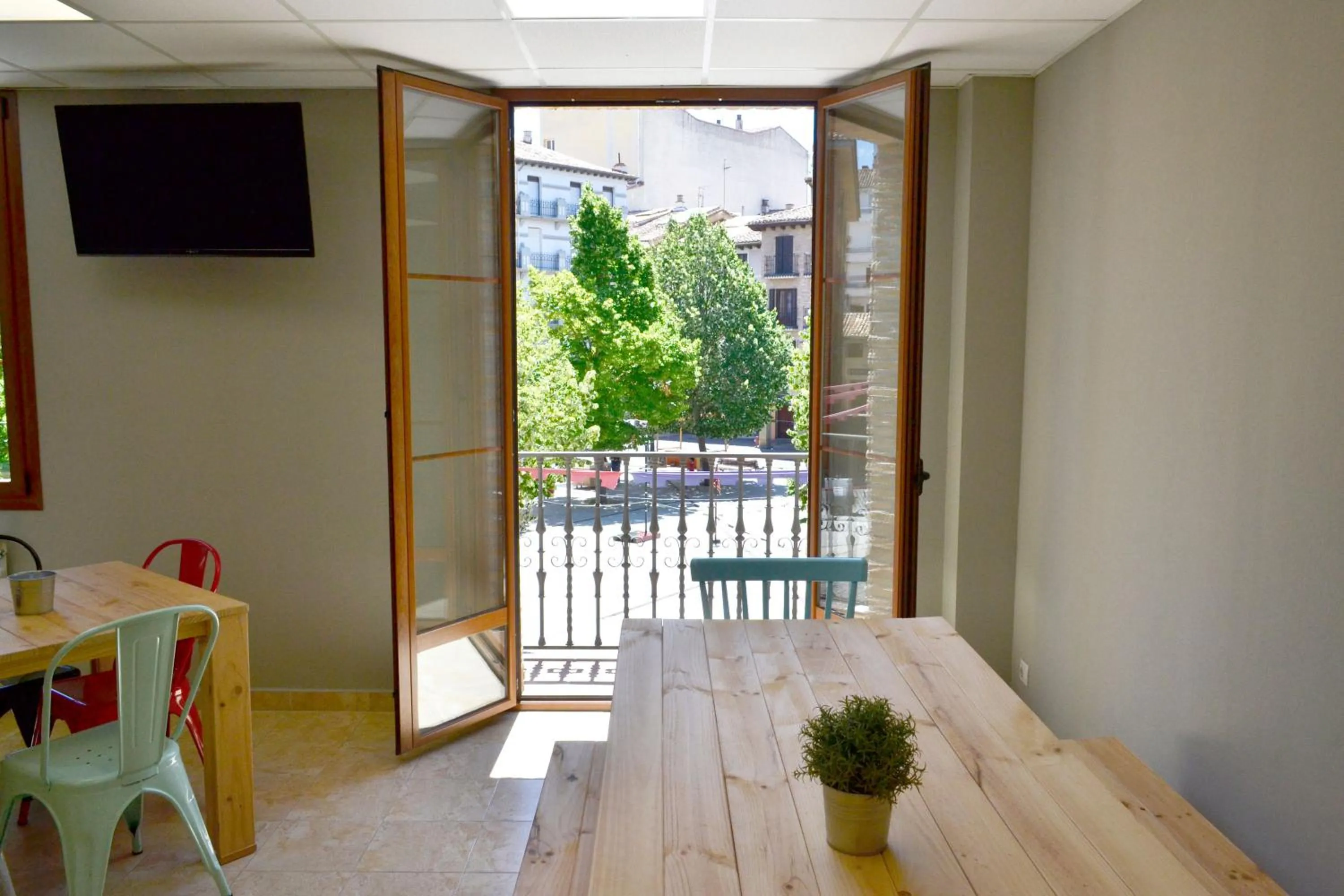 Balcony/Terrace in Alda Estella Hostel