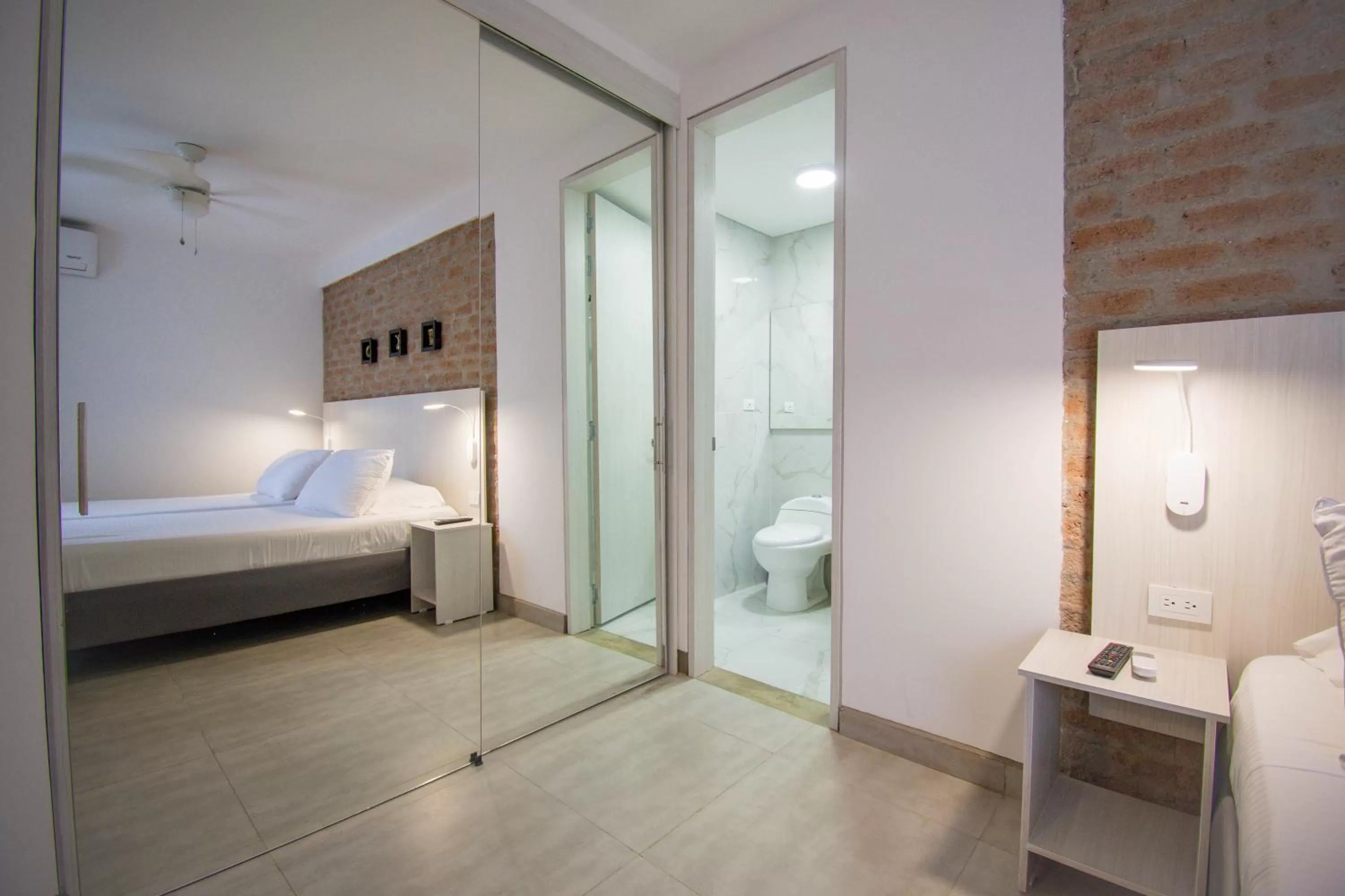 Photo of the whole room, Bed in Rossa Palma