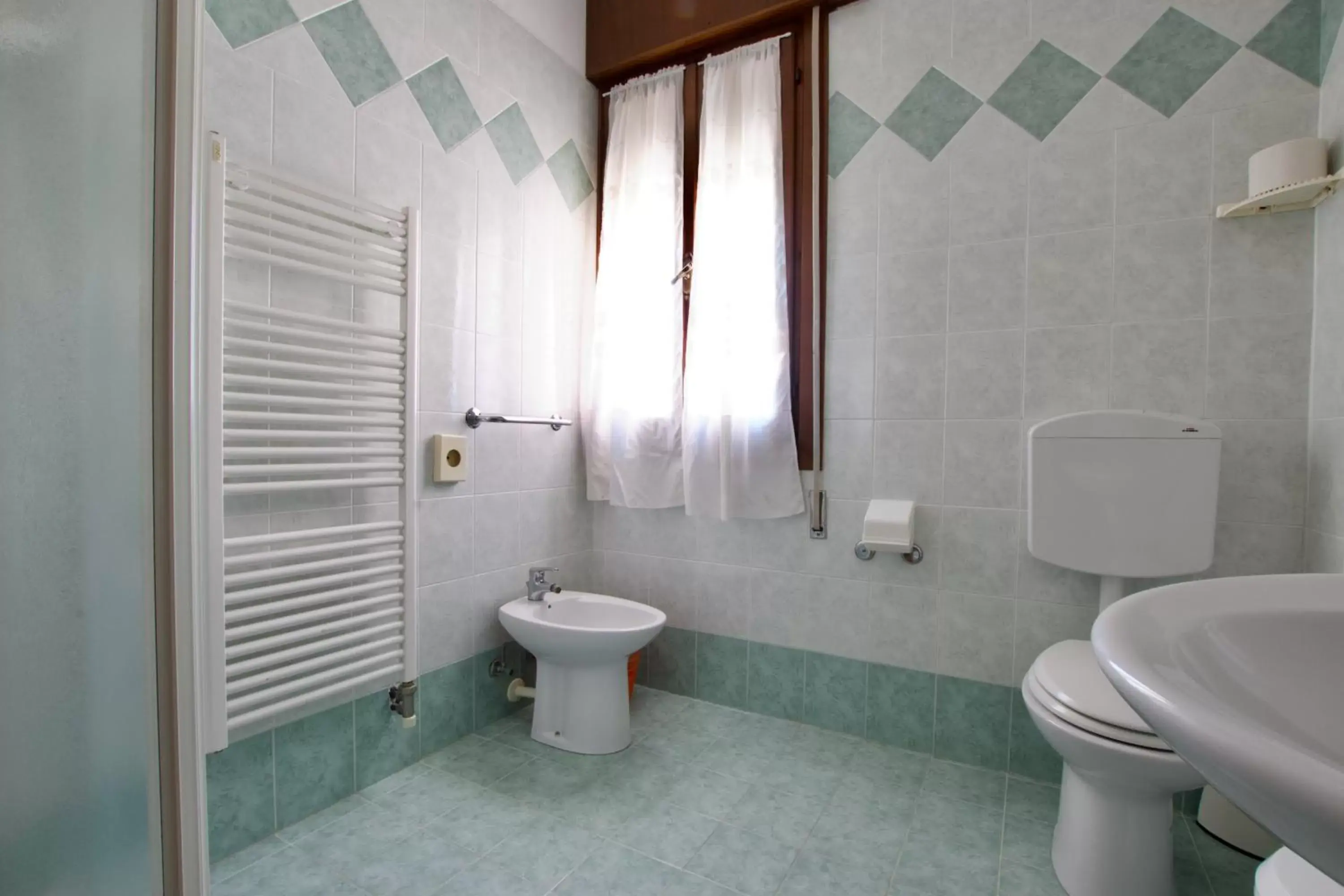 Bathroom in Residence Madrid