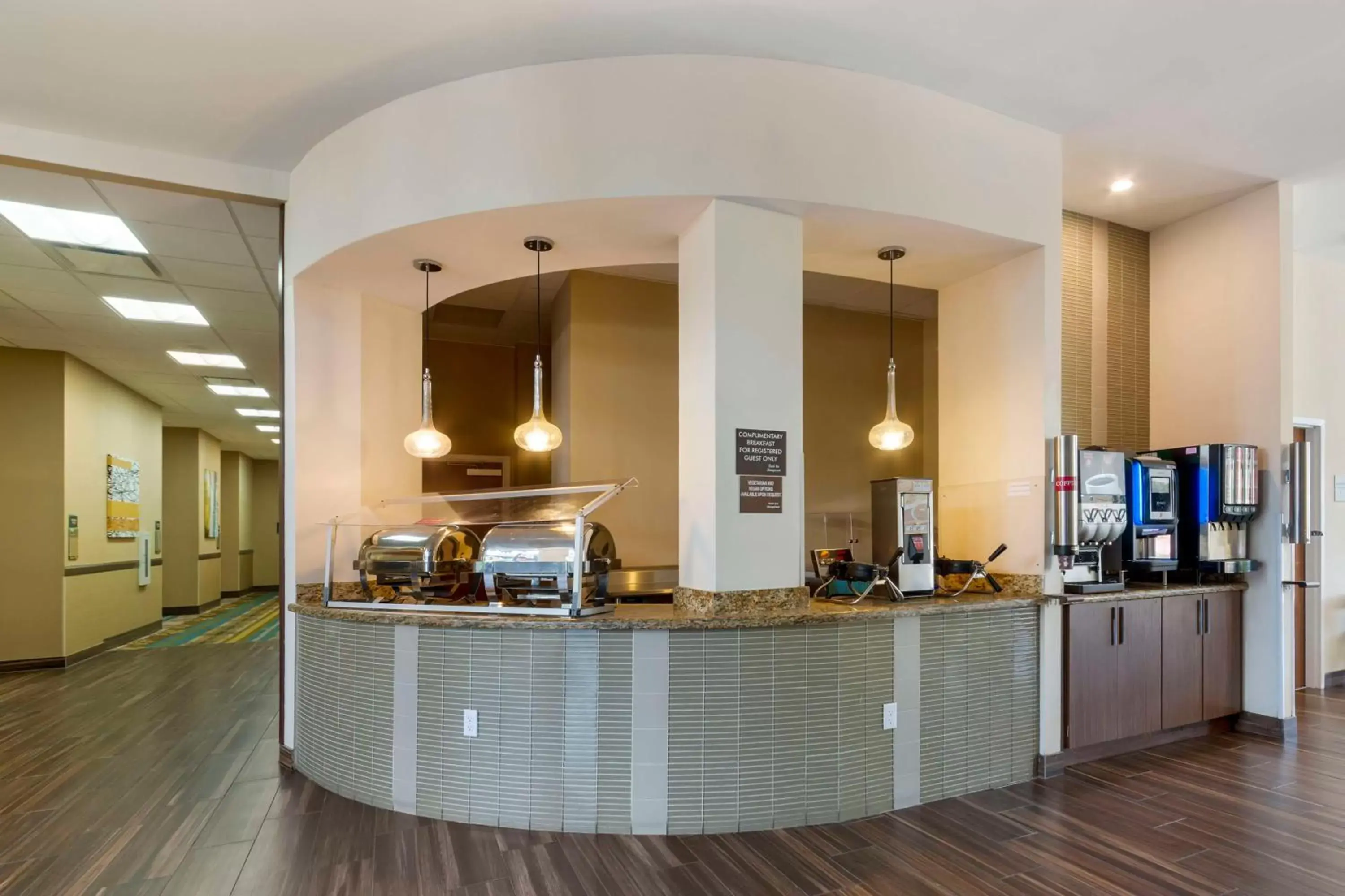 Breakfast, Lobby/Reception in Best Western Plus Miami Executive Airport Hotel and Suites