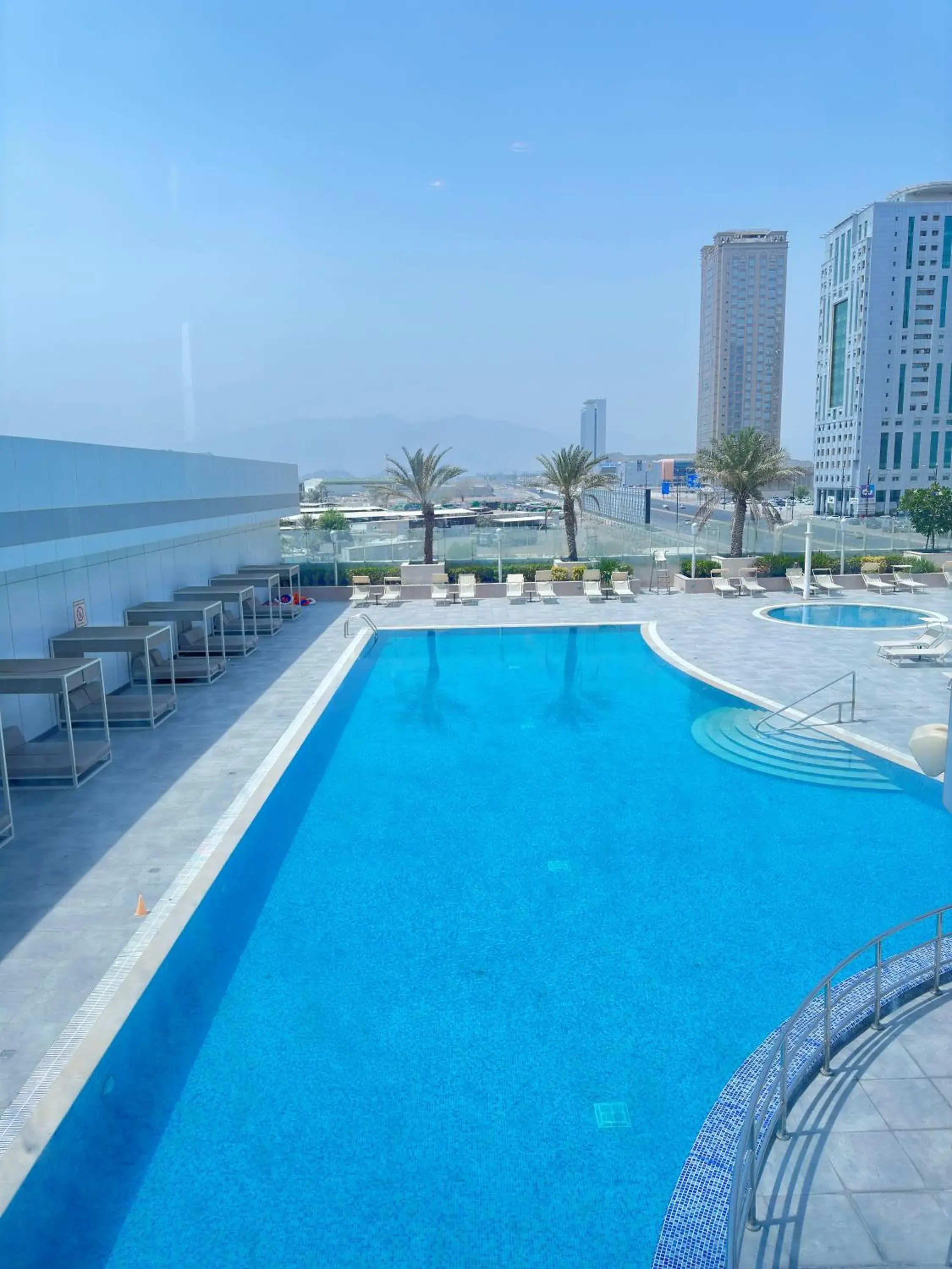 Swimming Pool in Aparthotel Adagio Fujairah