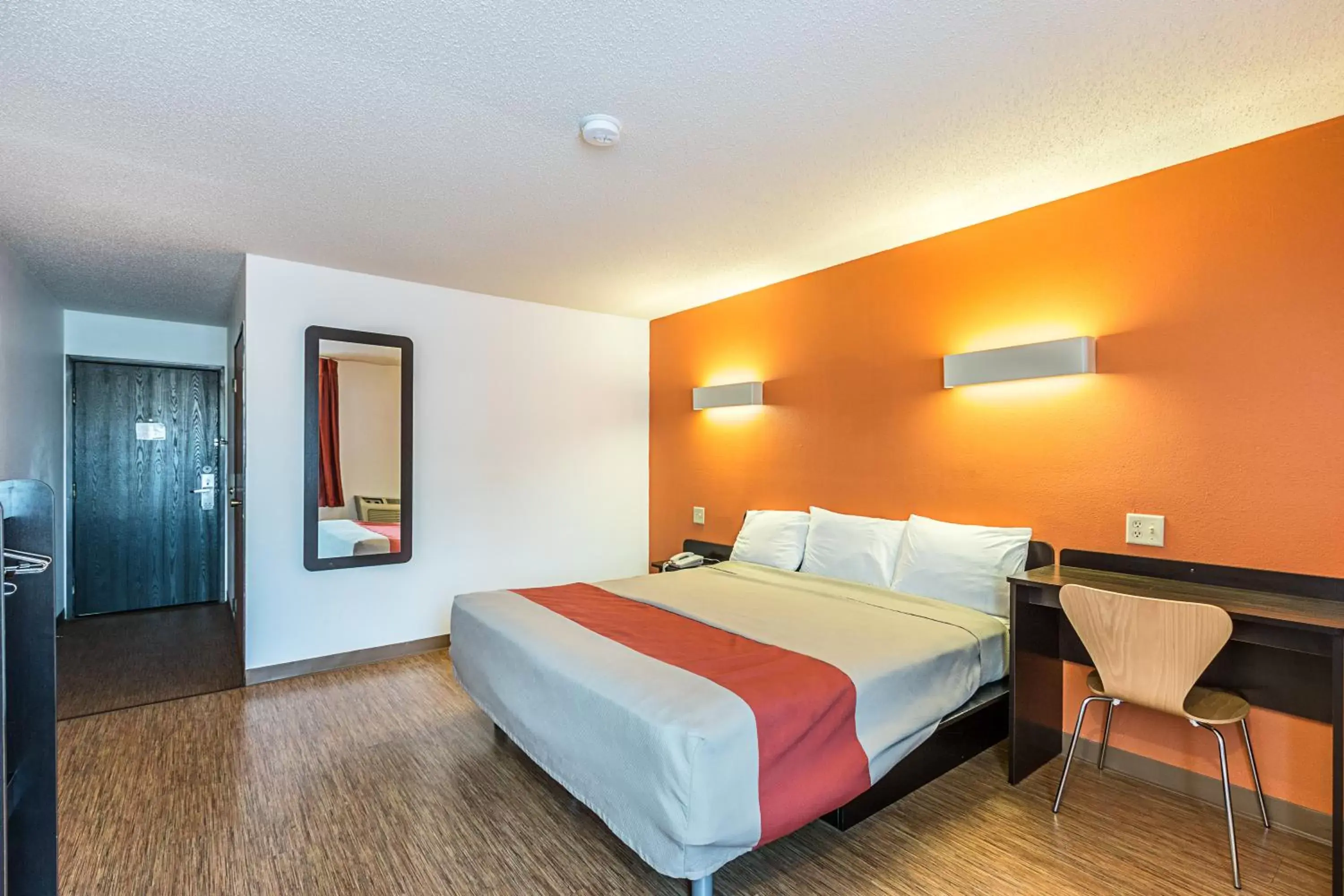Bedroom, Room Photo in Motel 6-Wisconsin Rapids, WI