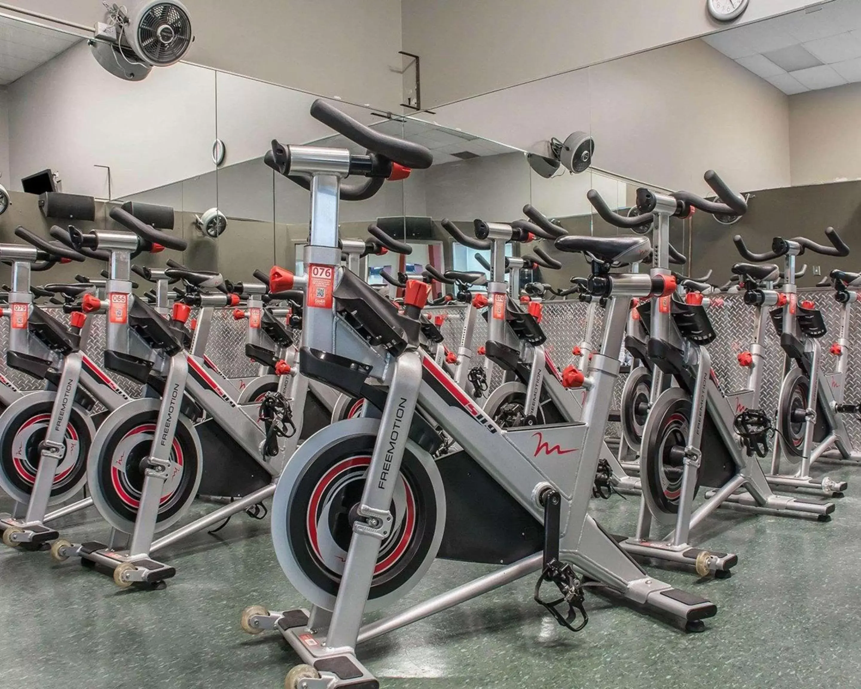 Fitness centre/facilities, Fitness Center/Facilities in Quality Hotel & Suites Woodstock