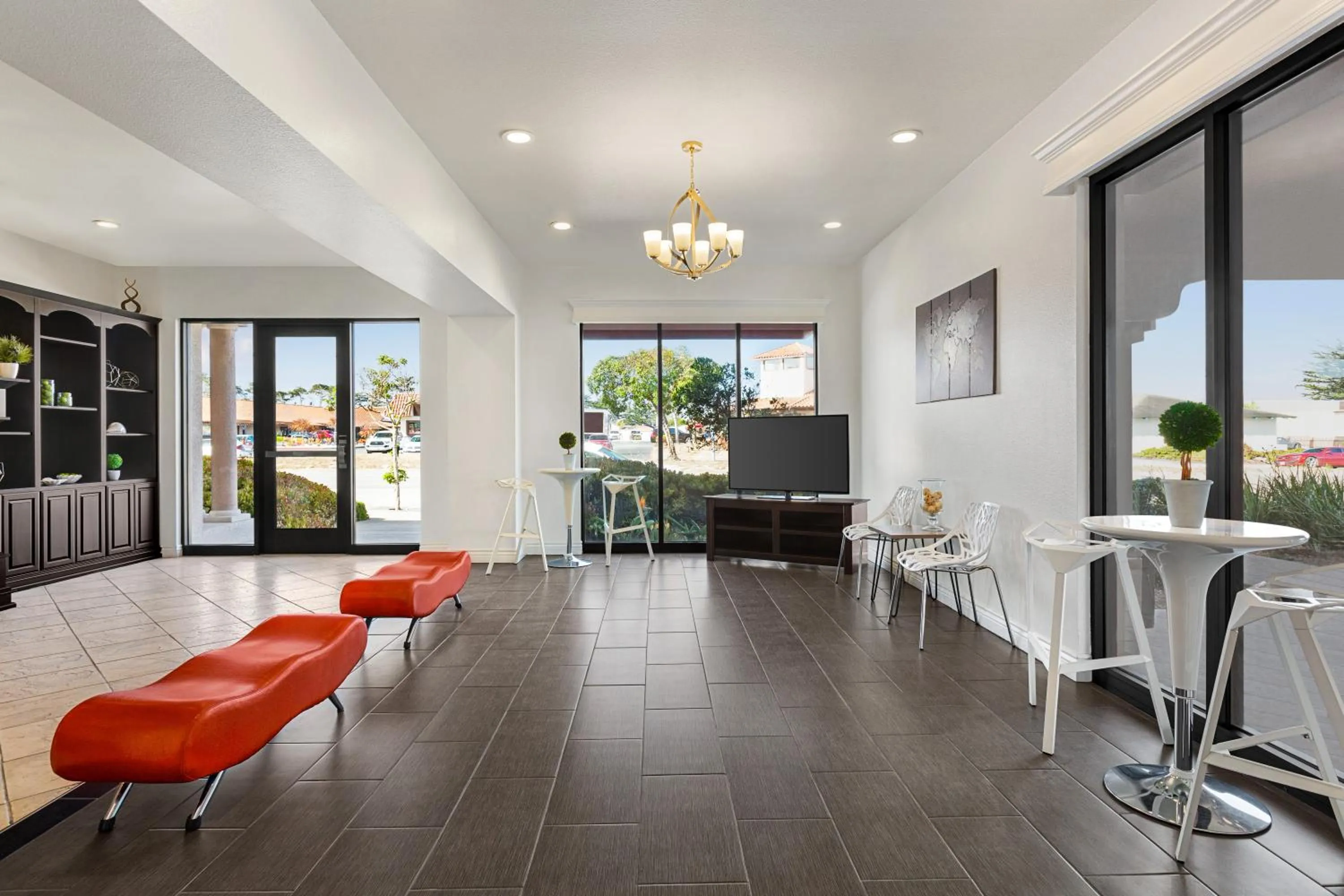 Lobby or reception in Ramada by Wyndham Marina