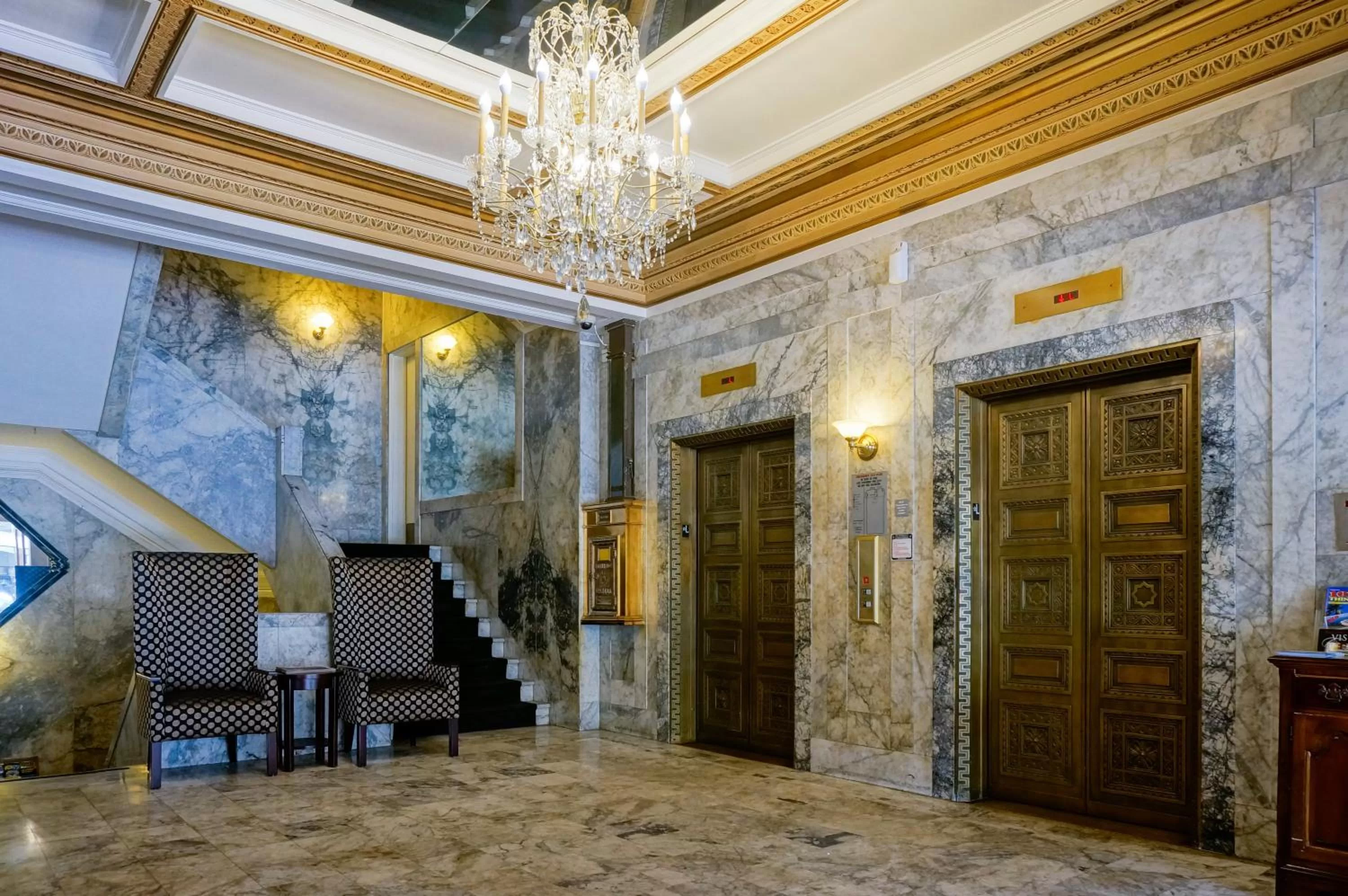 Lobby or reception in Gaslamp Plaza Suites