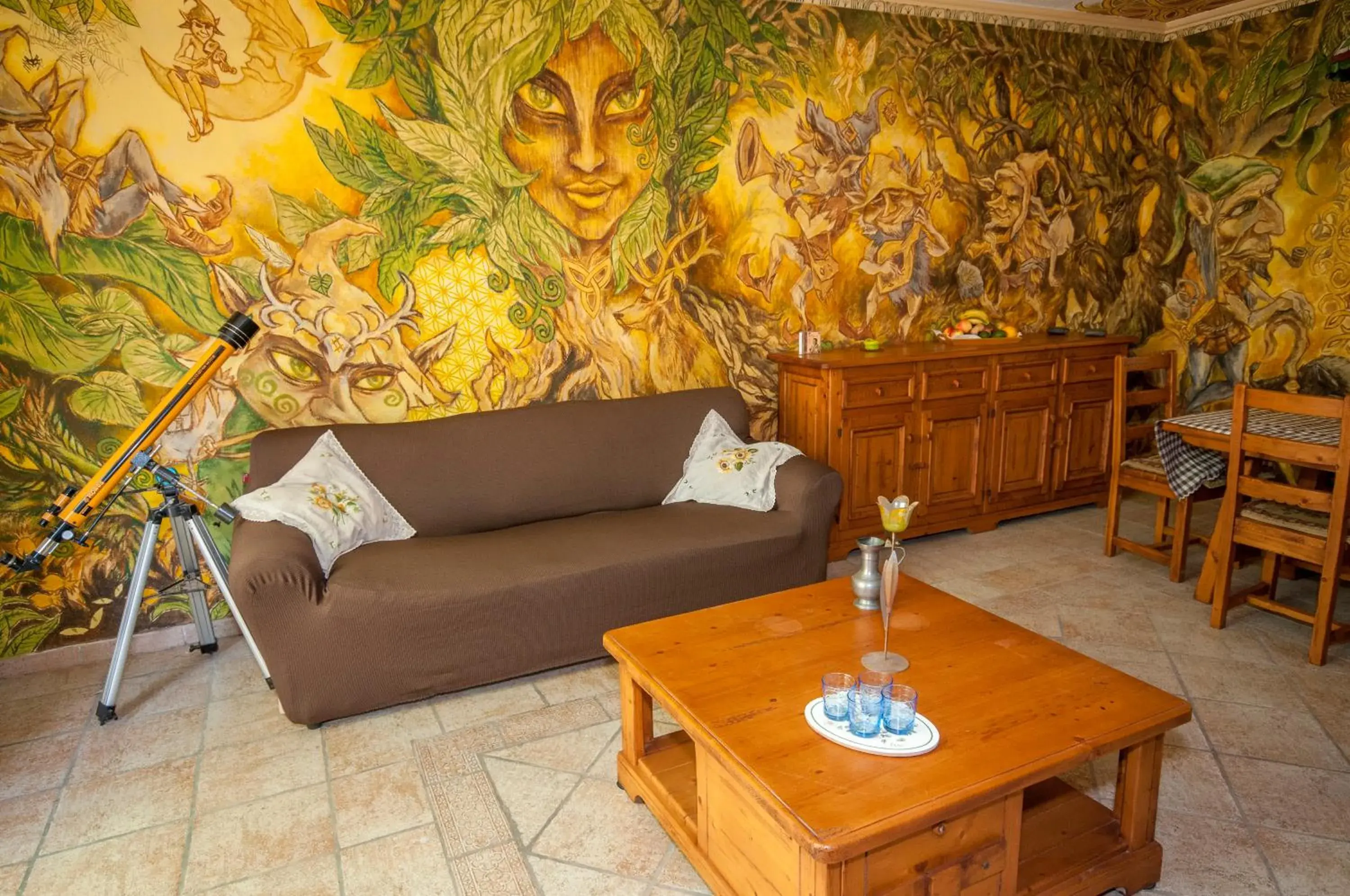 Communal lounge/ TV room, Lounge/Bar in Hostel Los Duendes del Sur