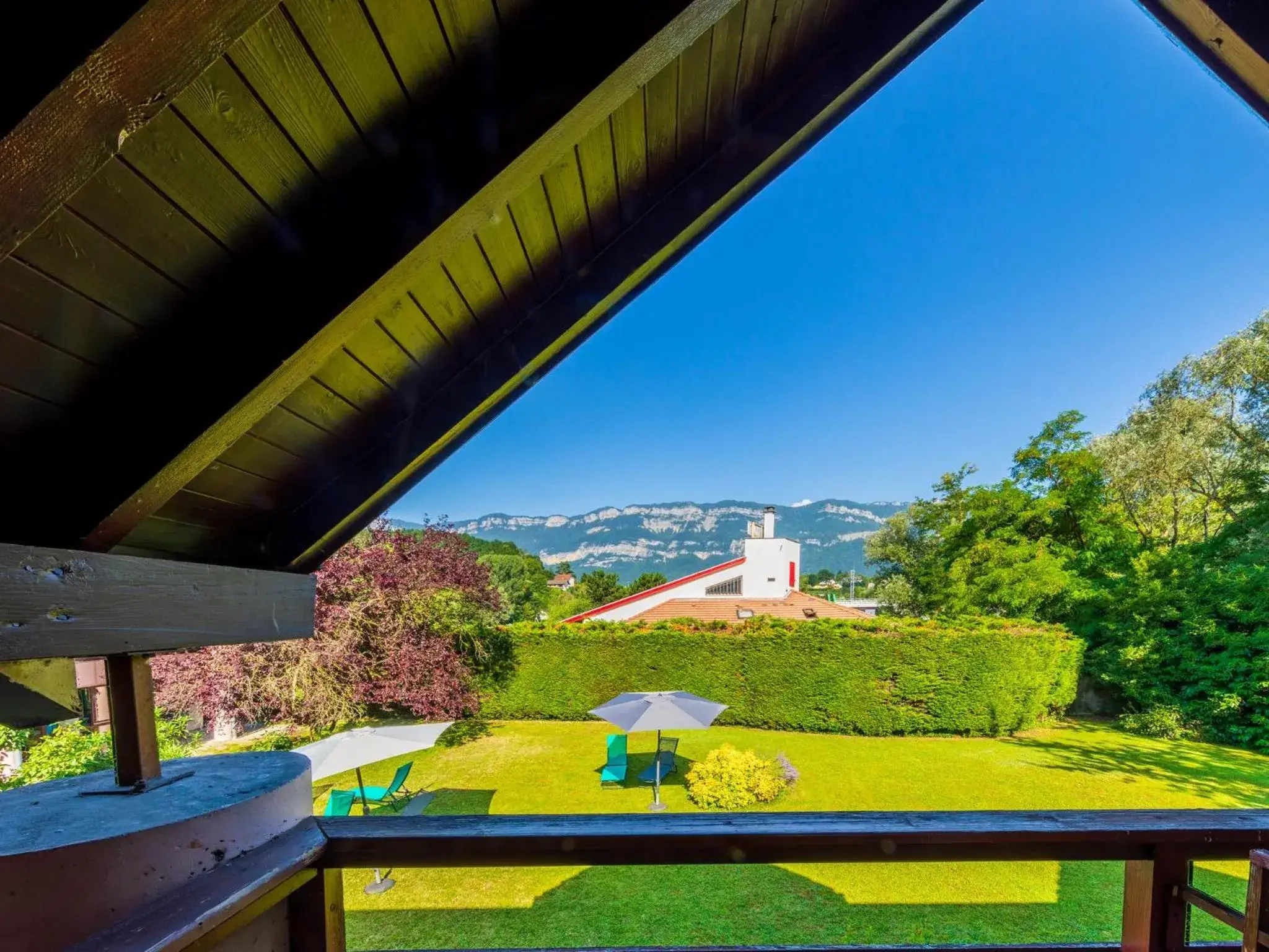 Garden view, Mountain View in Mona Lisa Le Clos Du Lac