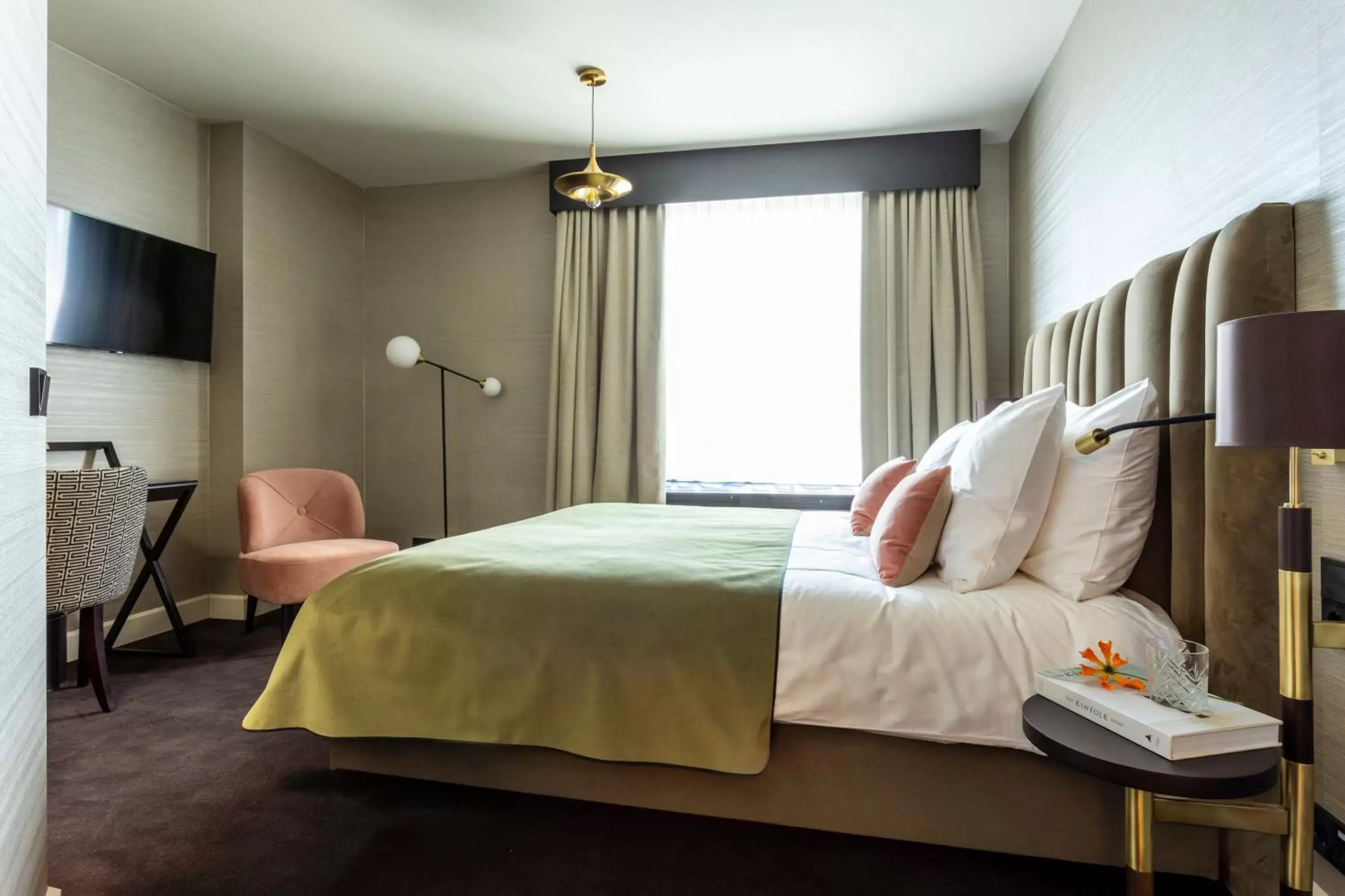 Property building, Bed in Poorter Boutique Hotel Brielle