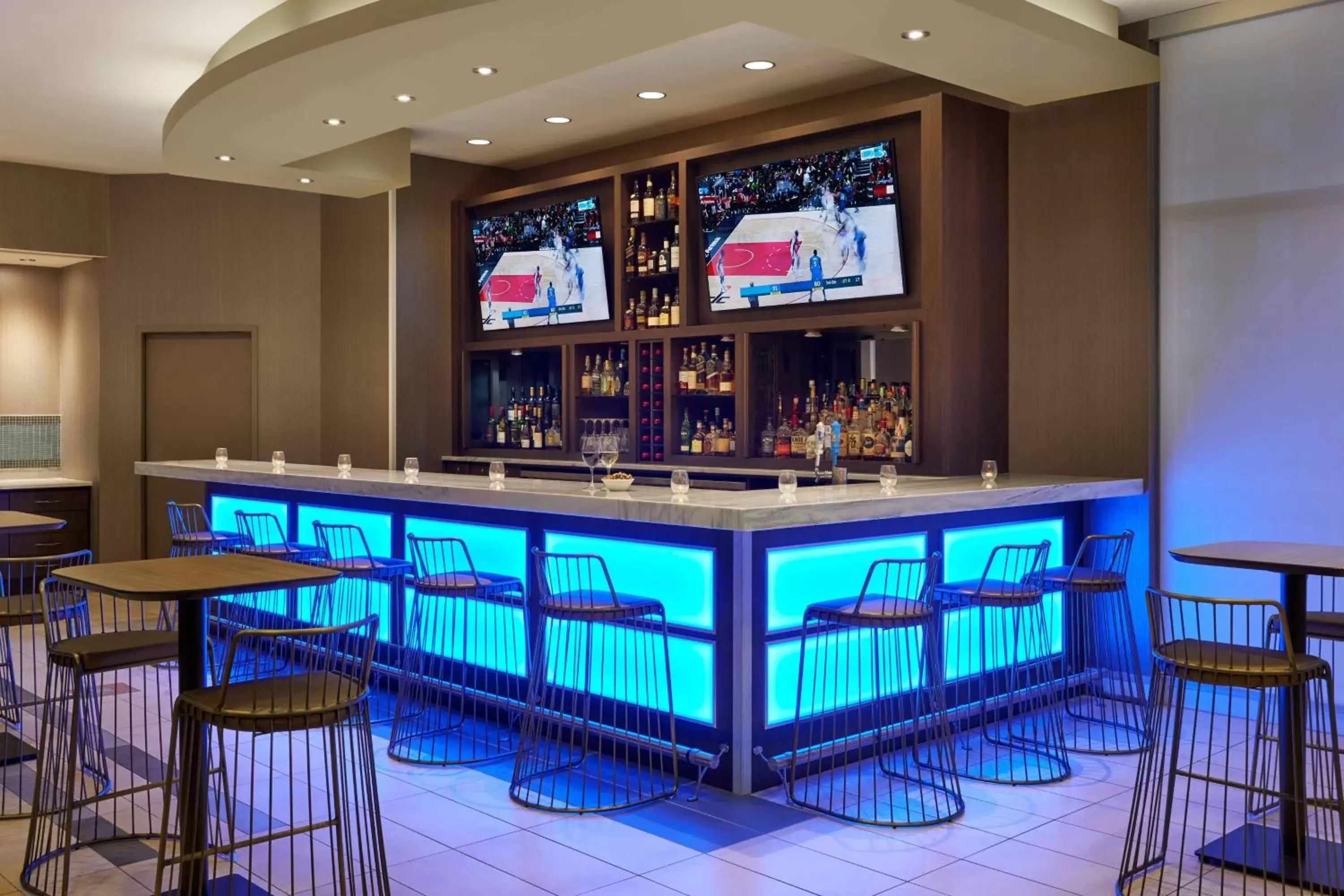 Lobby or reception, Lounge/Bar in SpringHill Suites by Marriott Toronto Vaughan