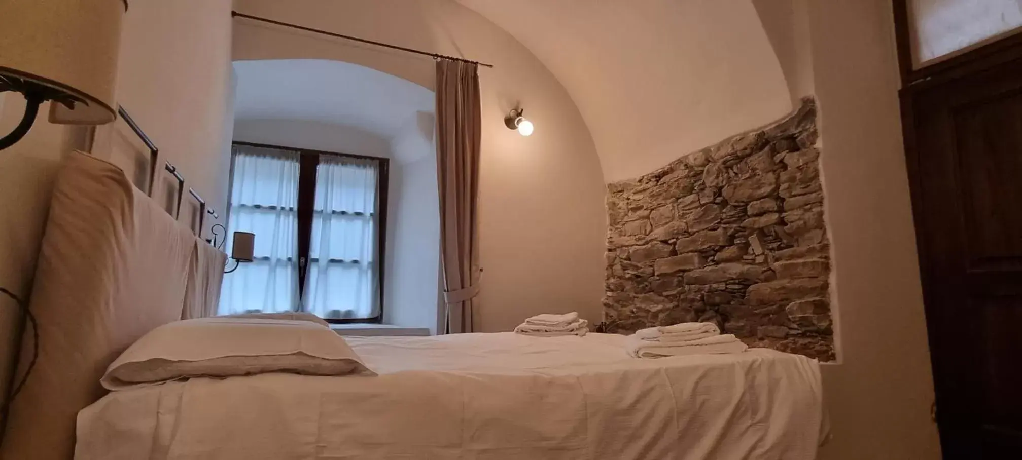 Bedroom, Bed in Dimora Storica Casa Vanni