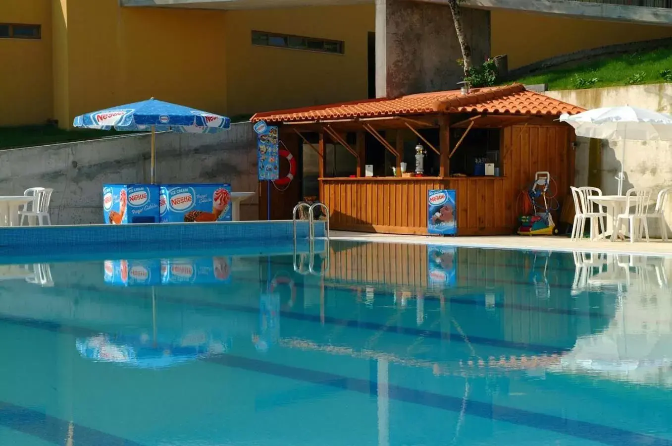Swimming Pool in Hotel Rural de Charme Maria da Fonte