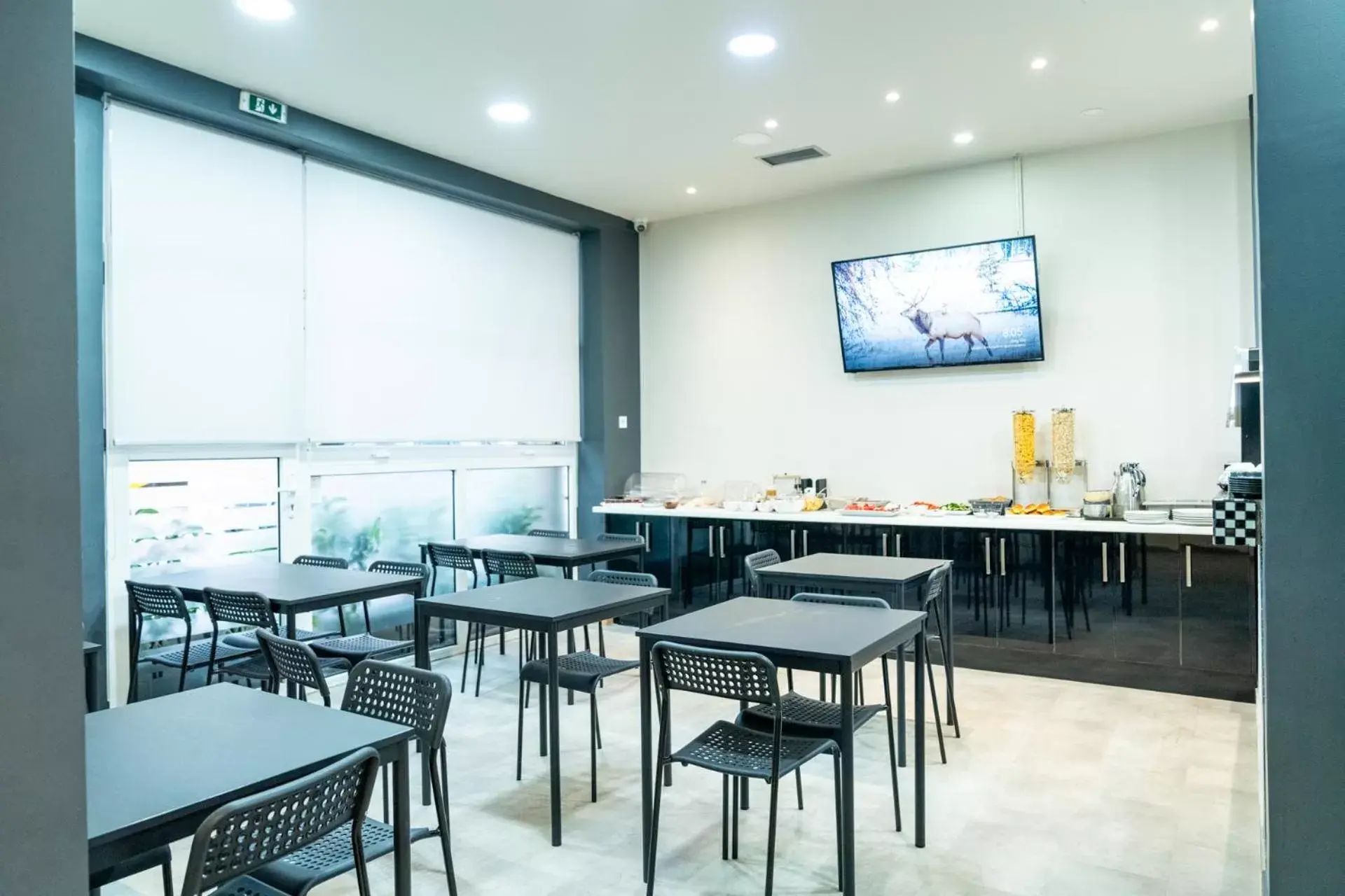 Restaurant/places to eat in New Amaryllis Hotel Restaurant/places to eat in New Amaryllis Hotel