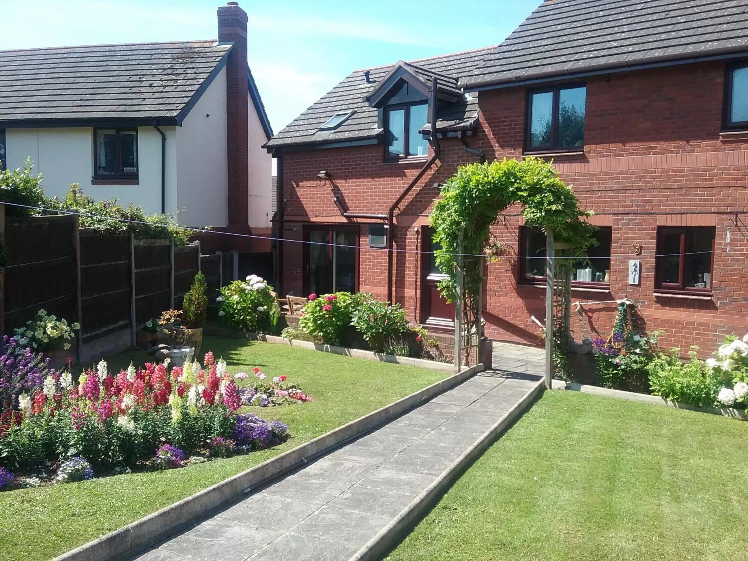 Garden, Property Building in Sterling Bed & Breakfast