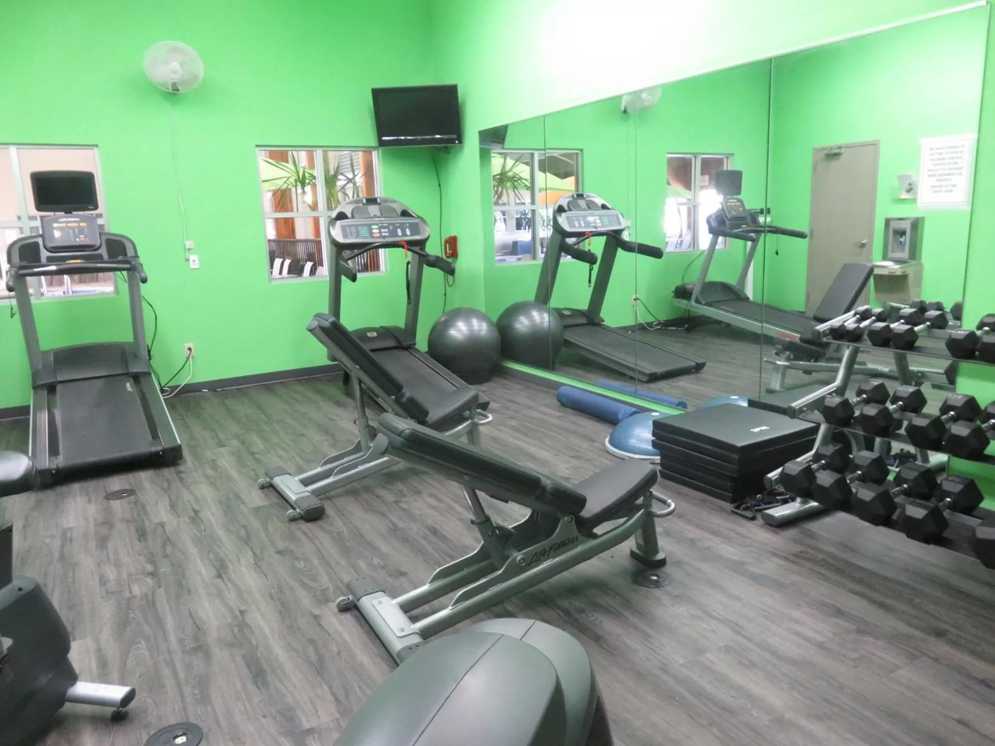 Fitness centre/facilities in Holiday Inn Detroit Lakes by IHG