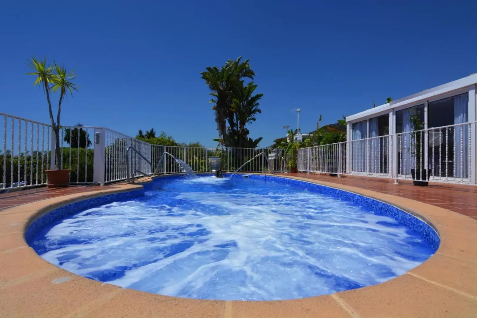 Garden, Swimming Pool in Hotel Al-Andalus