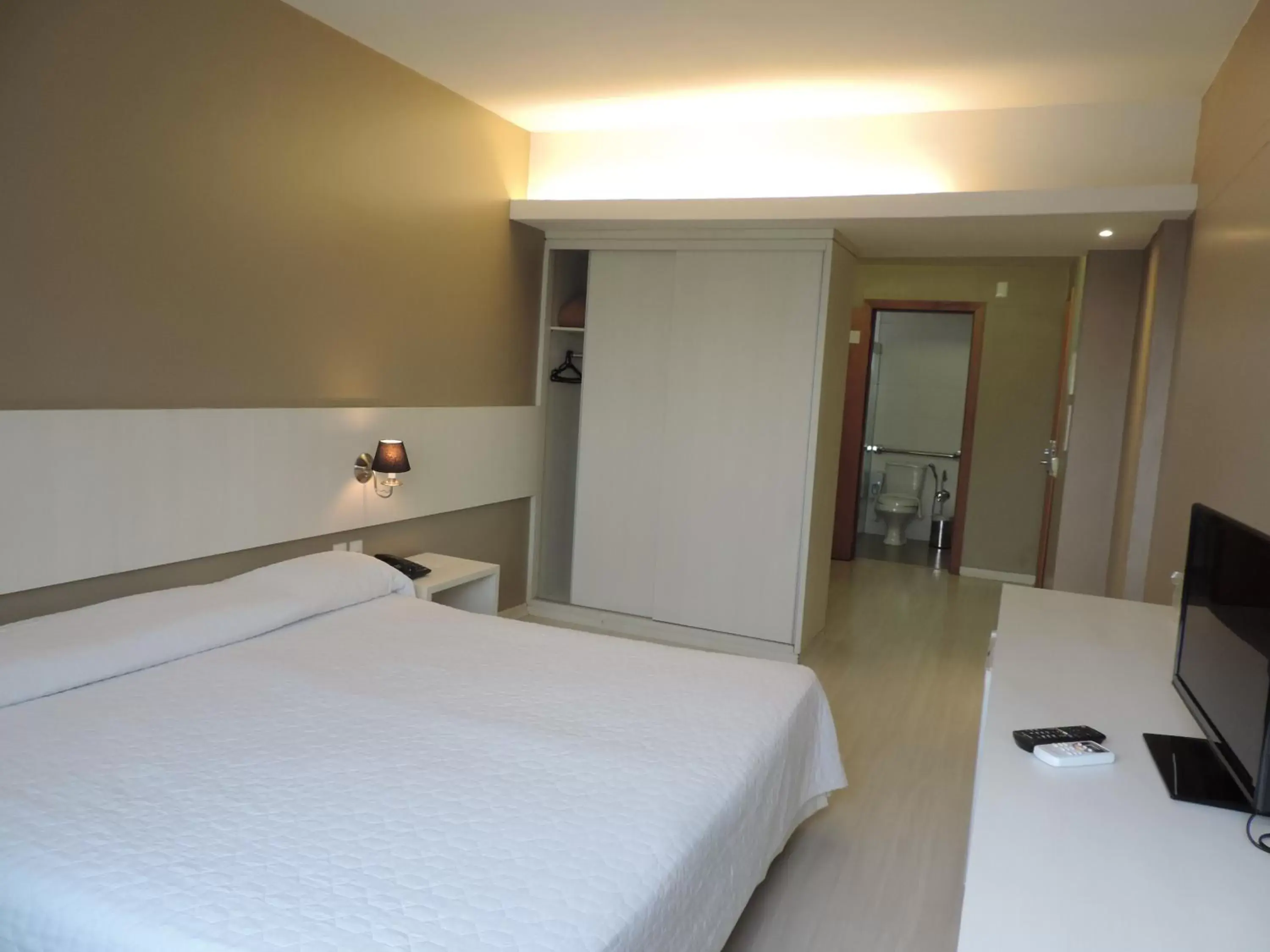Bed in Hotel Manta