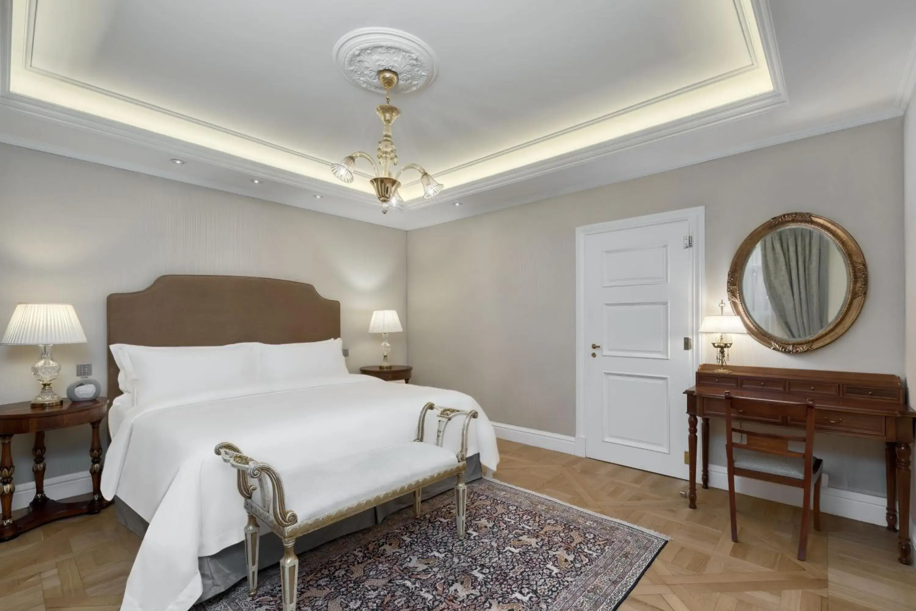 Bedroom, Bed in Hotel Grande Bretagne, a Luxury Collection Hotel, Athens
