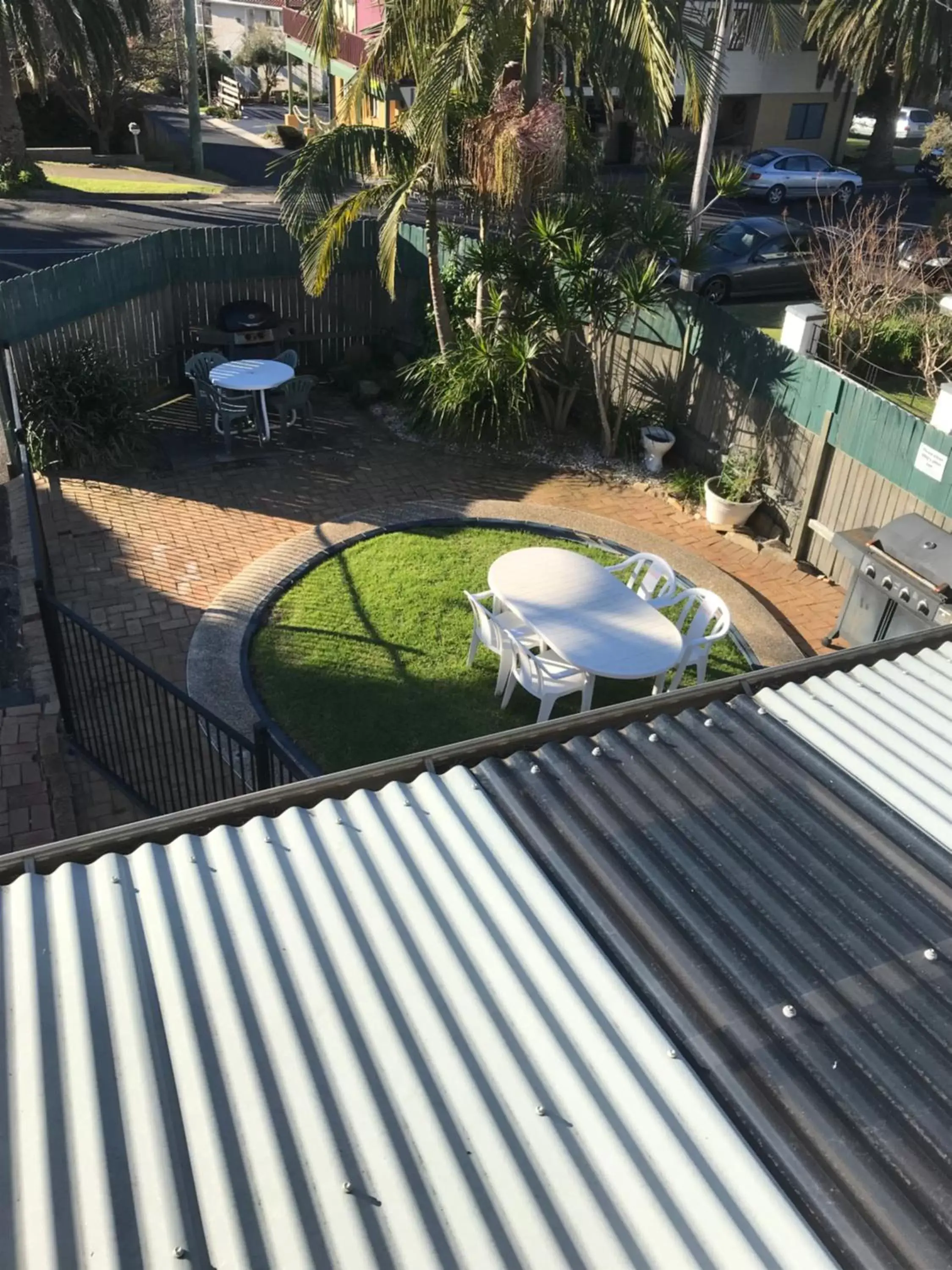 Pool View in Holiday Lodge Motor Inn