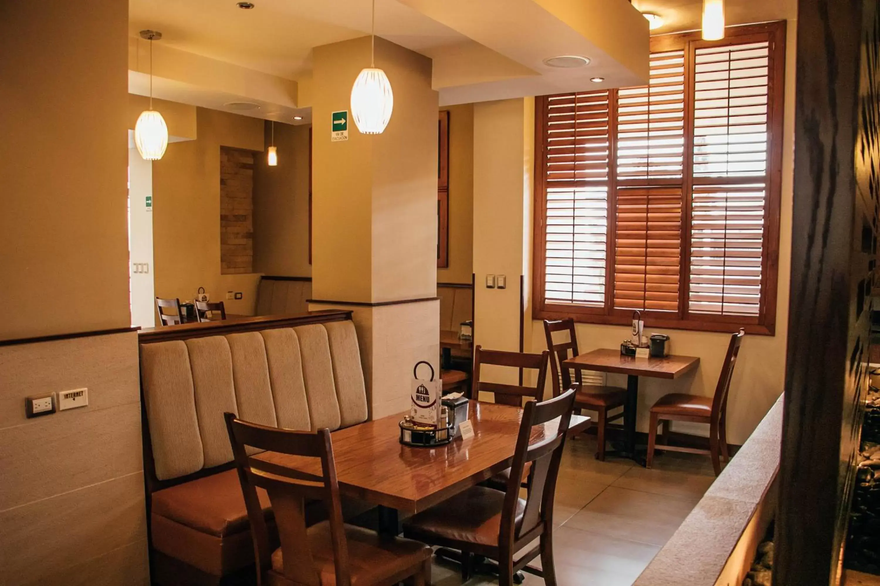 Dining area, Restaurant/Places to Eat in Best Western Cumbres Inn Cd. Cuauhtemoc