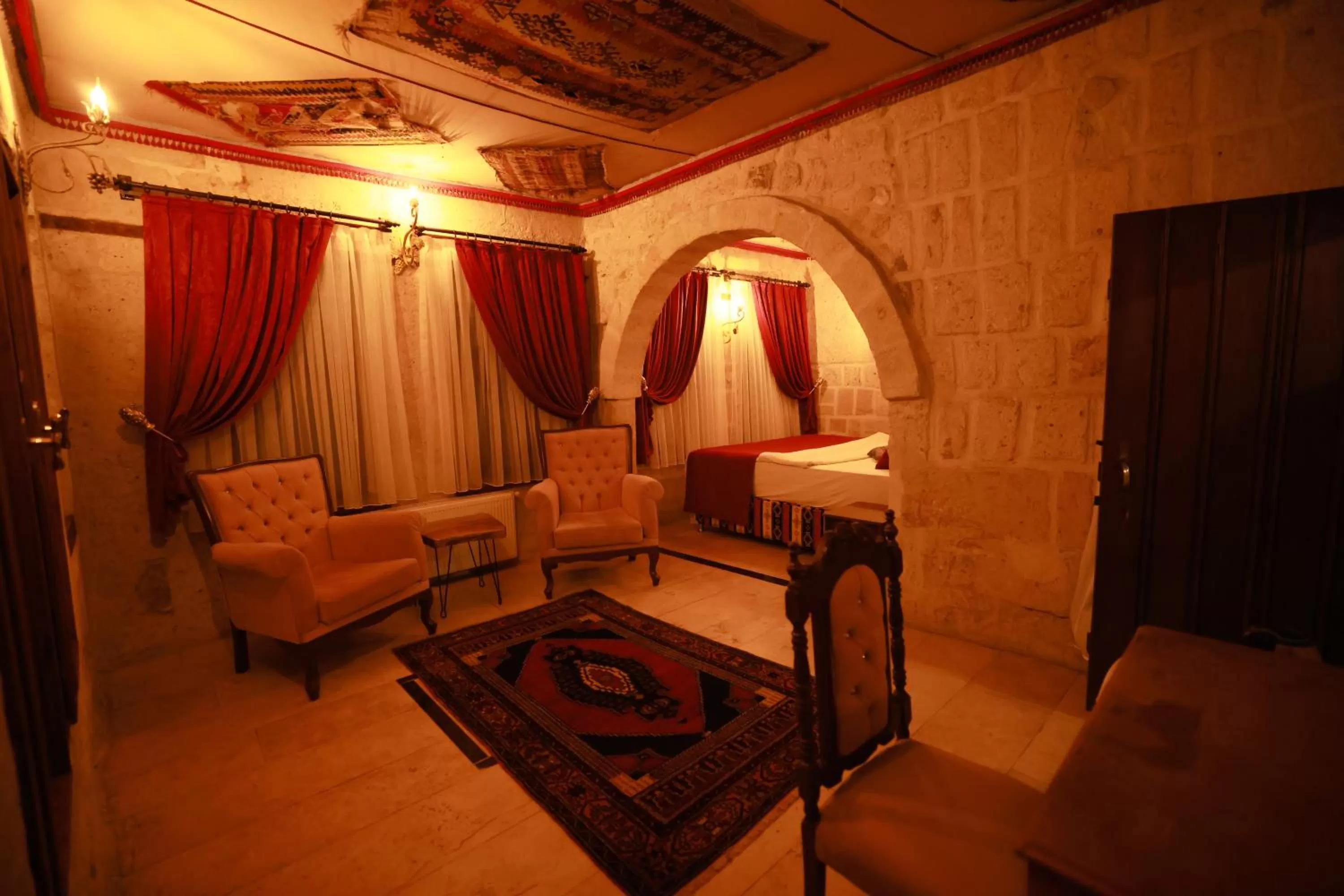 Photo of the whole room, Bed in Cappadocia Nar Cave House & Swimming Pool