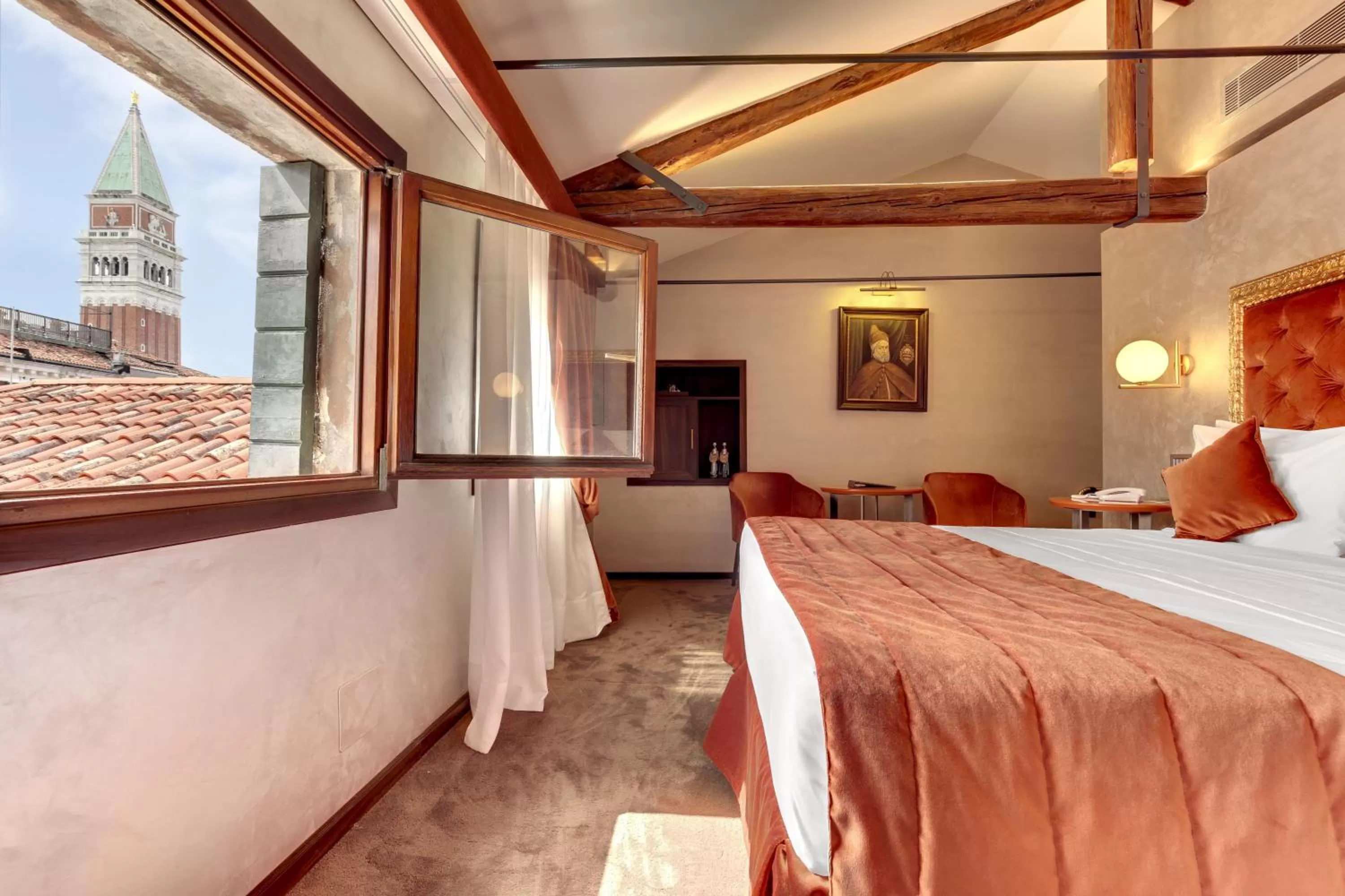 Photo of the whole room, Bed in Hotel Donà Palace