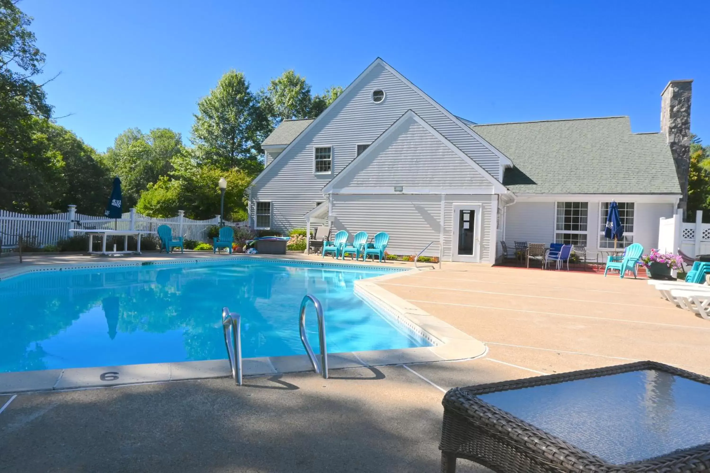 Pool view, Swimming Pool in The Lodge at Jackson Village