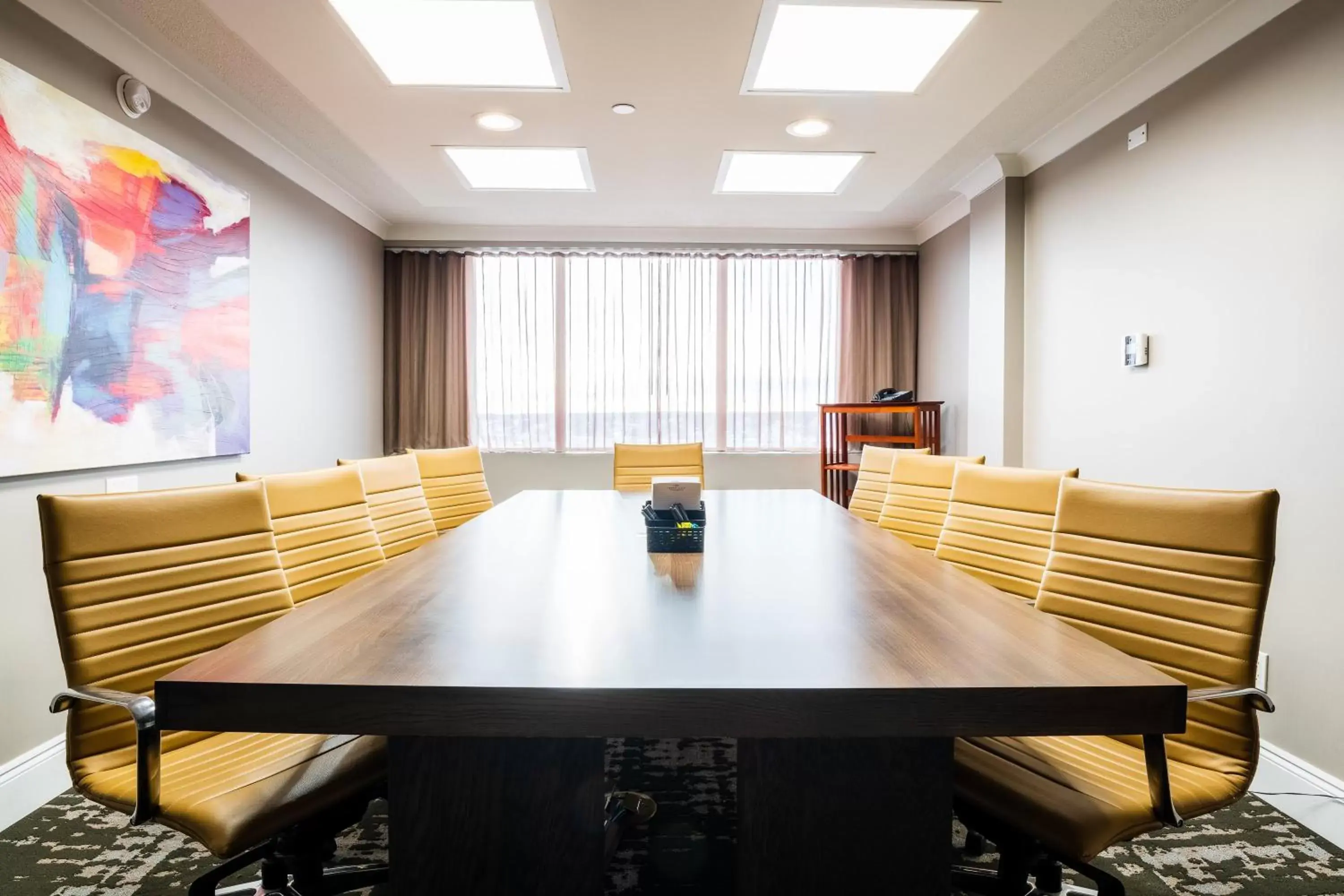 Meeting/conference room in Crowne Plaza Hotel Moncton Downtown, an IHG Hotel