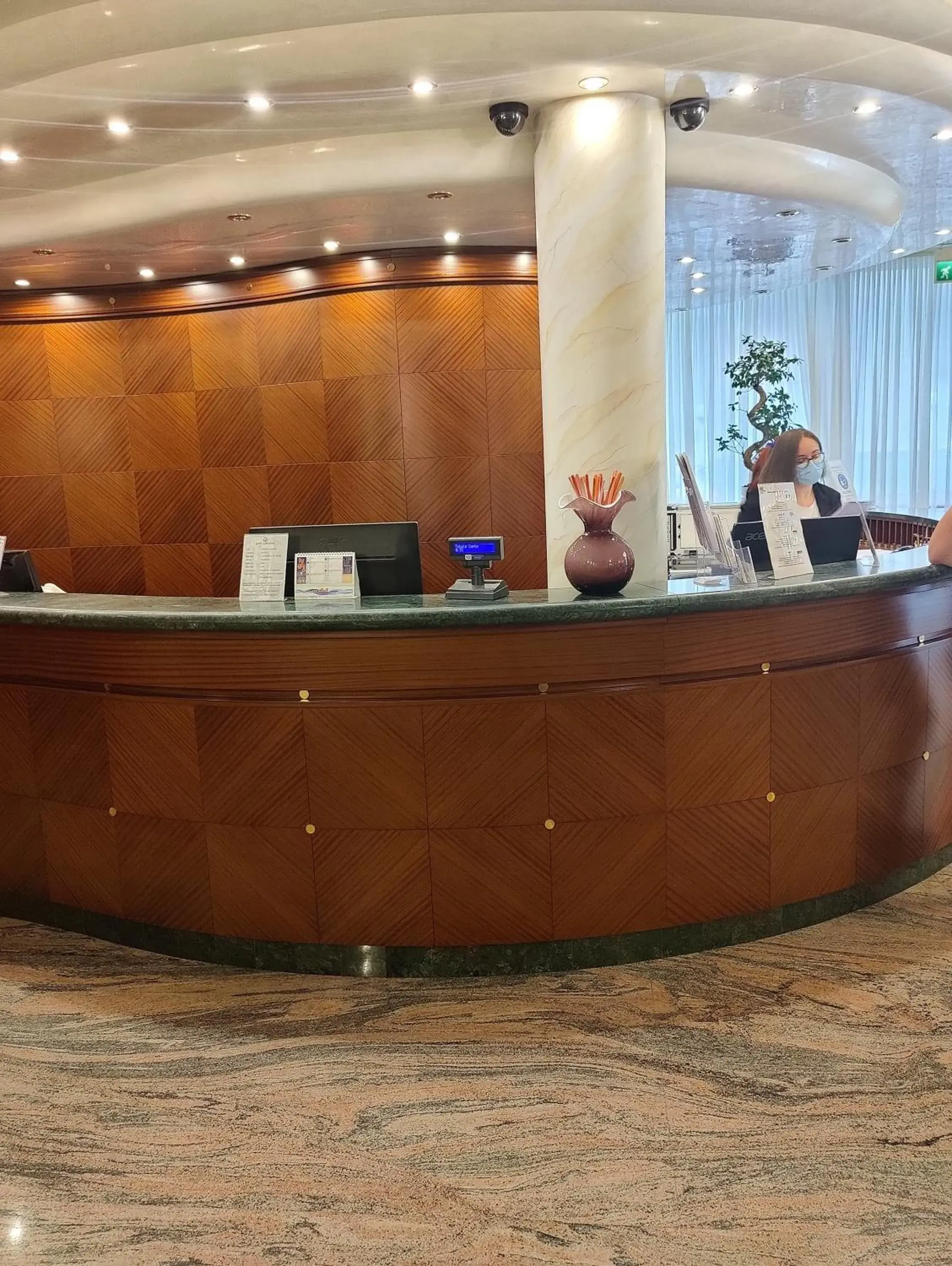 Staff, Lobby/Reception in Hotel Ambassador