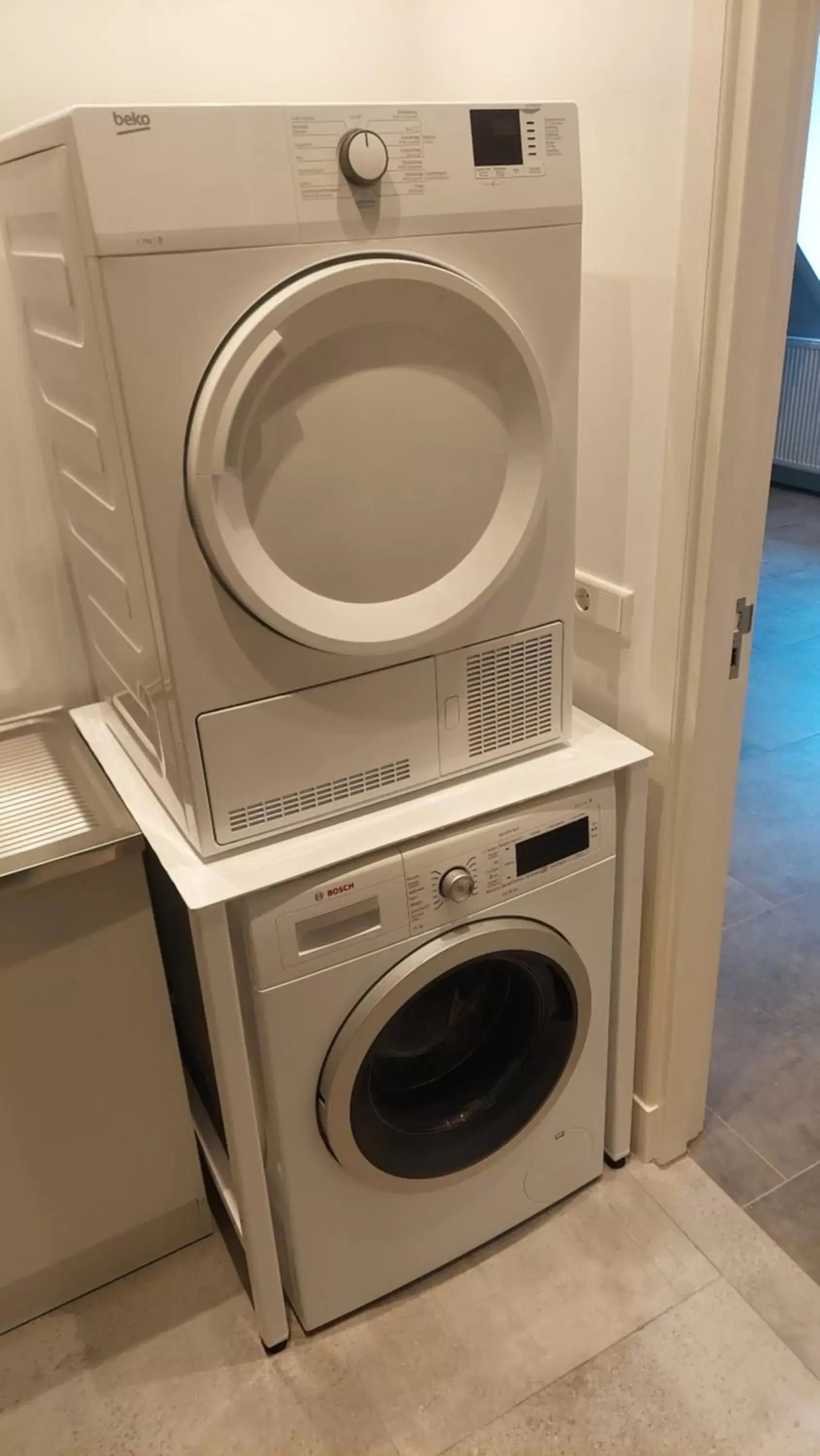 washing machine, Bathroom in B en B Stipdonk