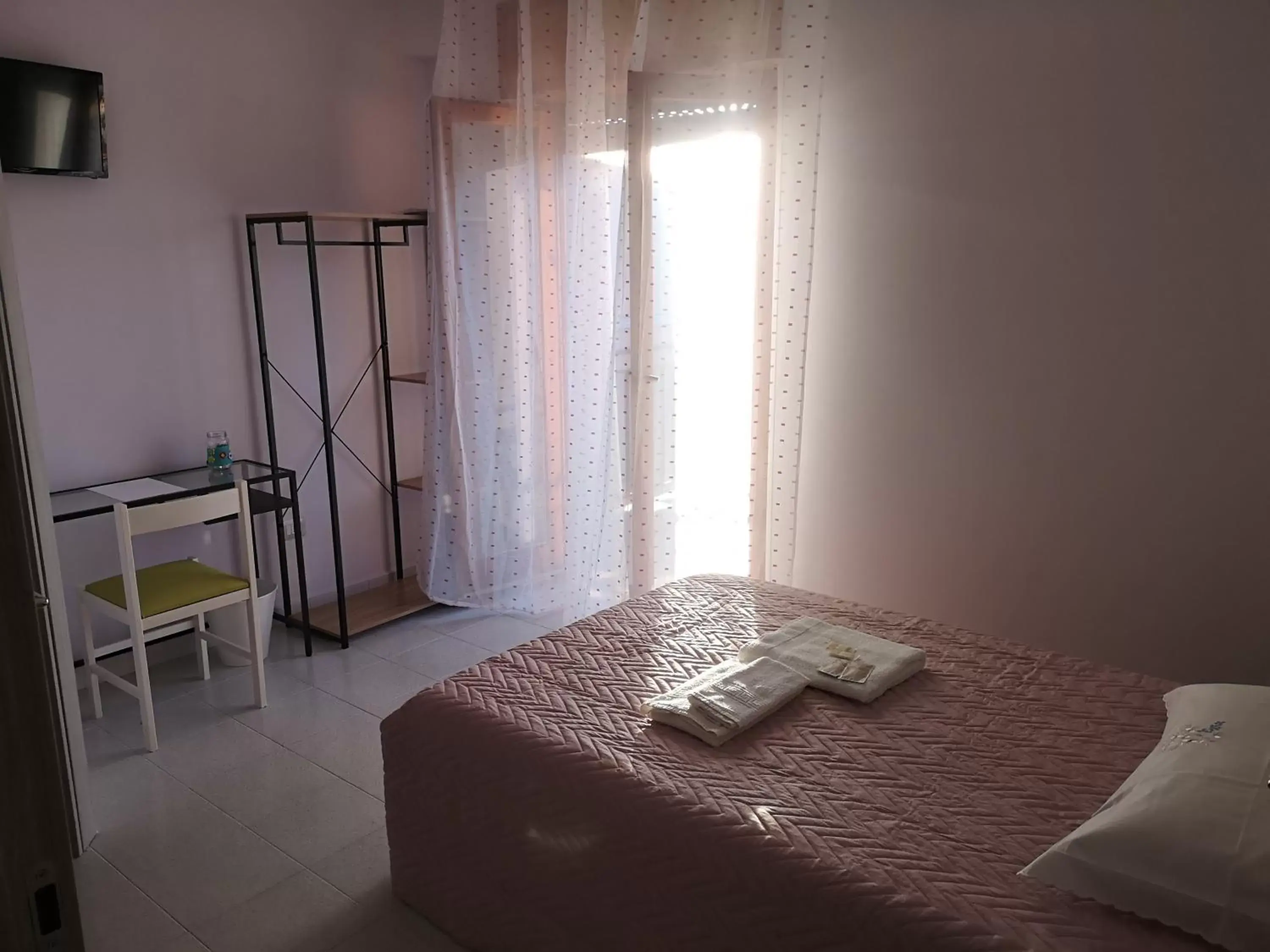 Single Room with Private Bathroom - single occupancy in B&B Mariele Single Room with Private Bathroom - single occupancy in B&B Mariele