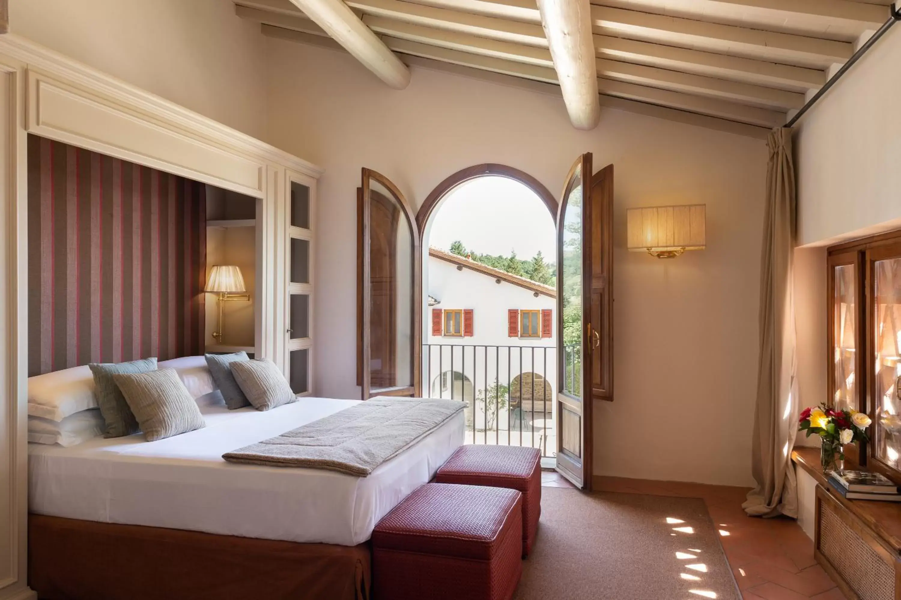 Bedroom, Bed in VIESCA Suites & Villas Il Borro Toscana