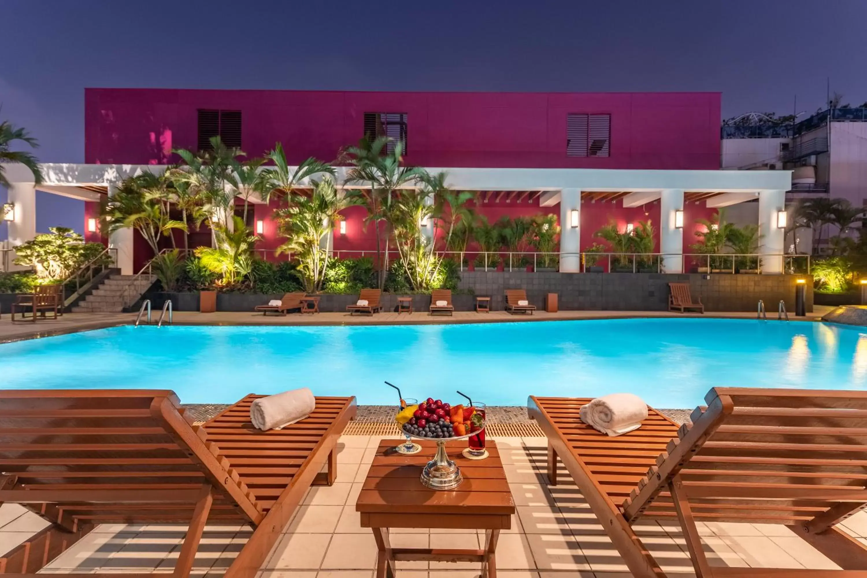 Swimming pool in Hôtel du Parc Hanoï Swimming pool in Hôtel du Parc Hanoï