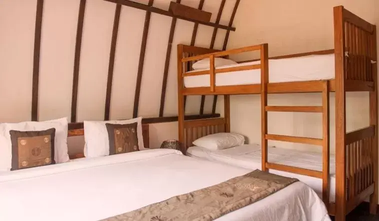 bunk bed, Bed in Oceans 5 Dive Resort bunk bed, Bed in Oceans 5 Dive Resort
