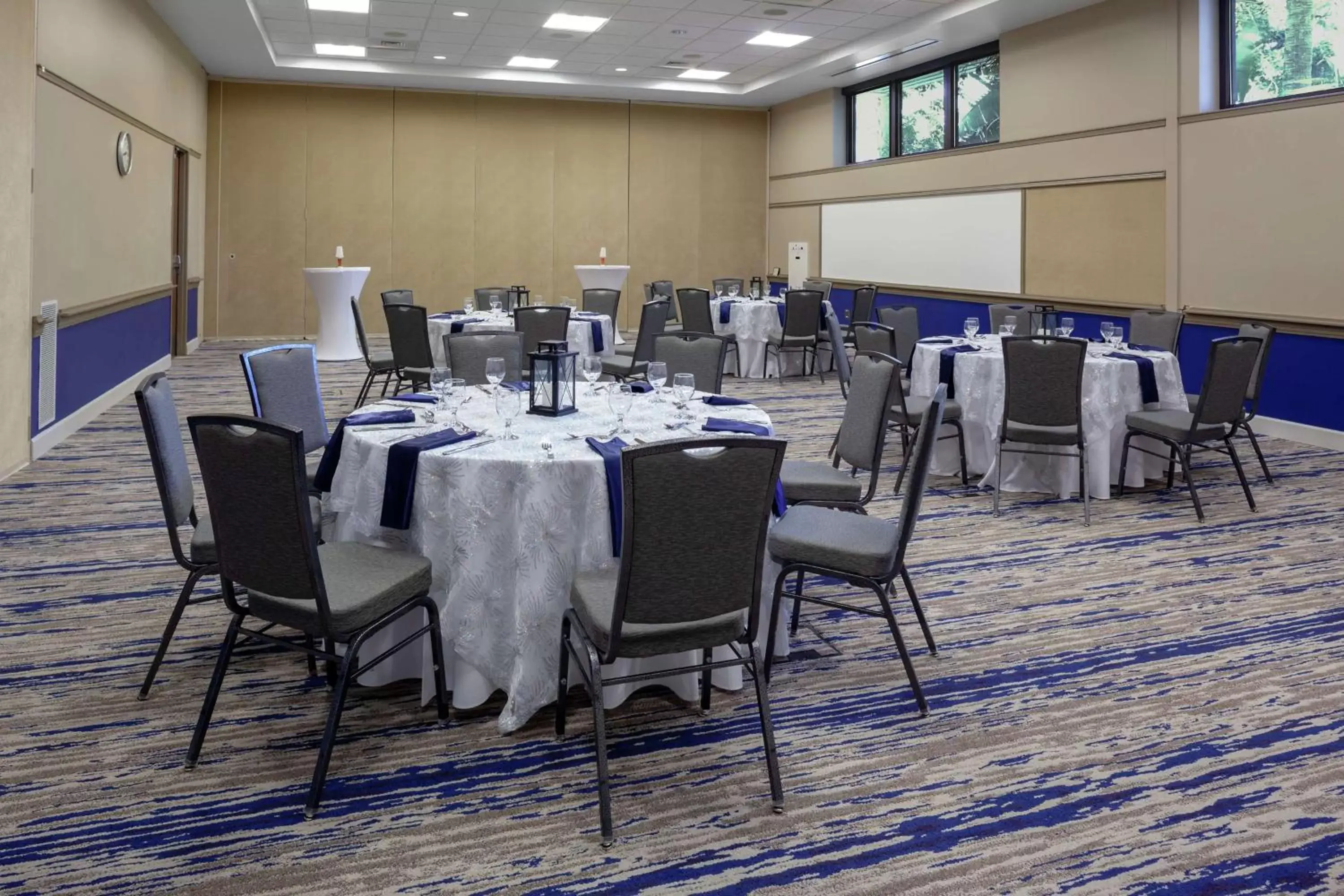 Meeting/conference room in DoubleTree by Hilton Palm Beach Gardens