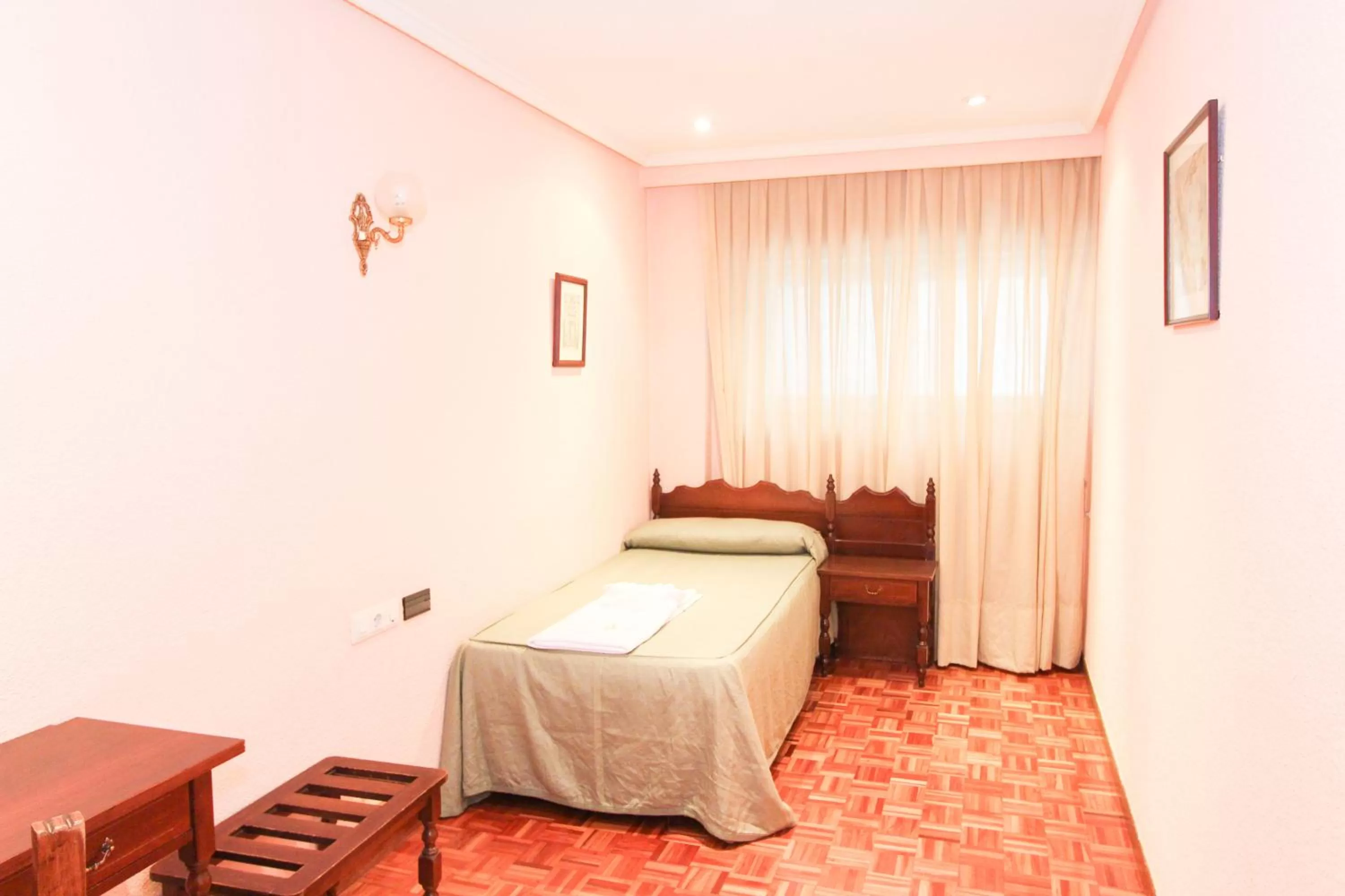 Bed in Hotel Castellano Centro