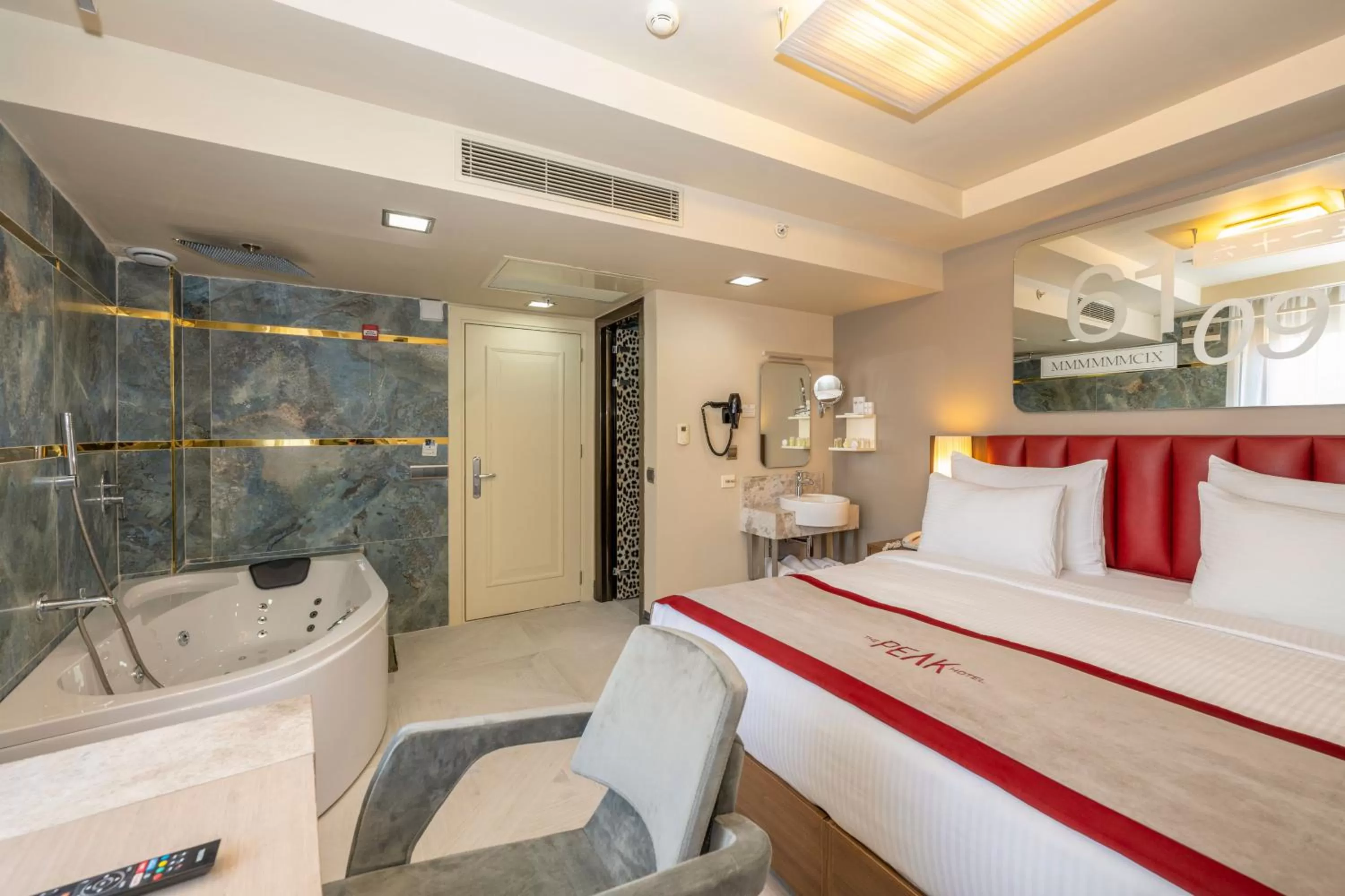 Photo of the whole room, Bed in Ramada By Wyndham Istanbul Pera Taksim