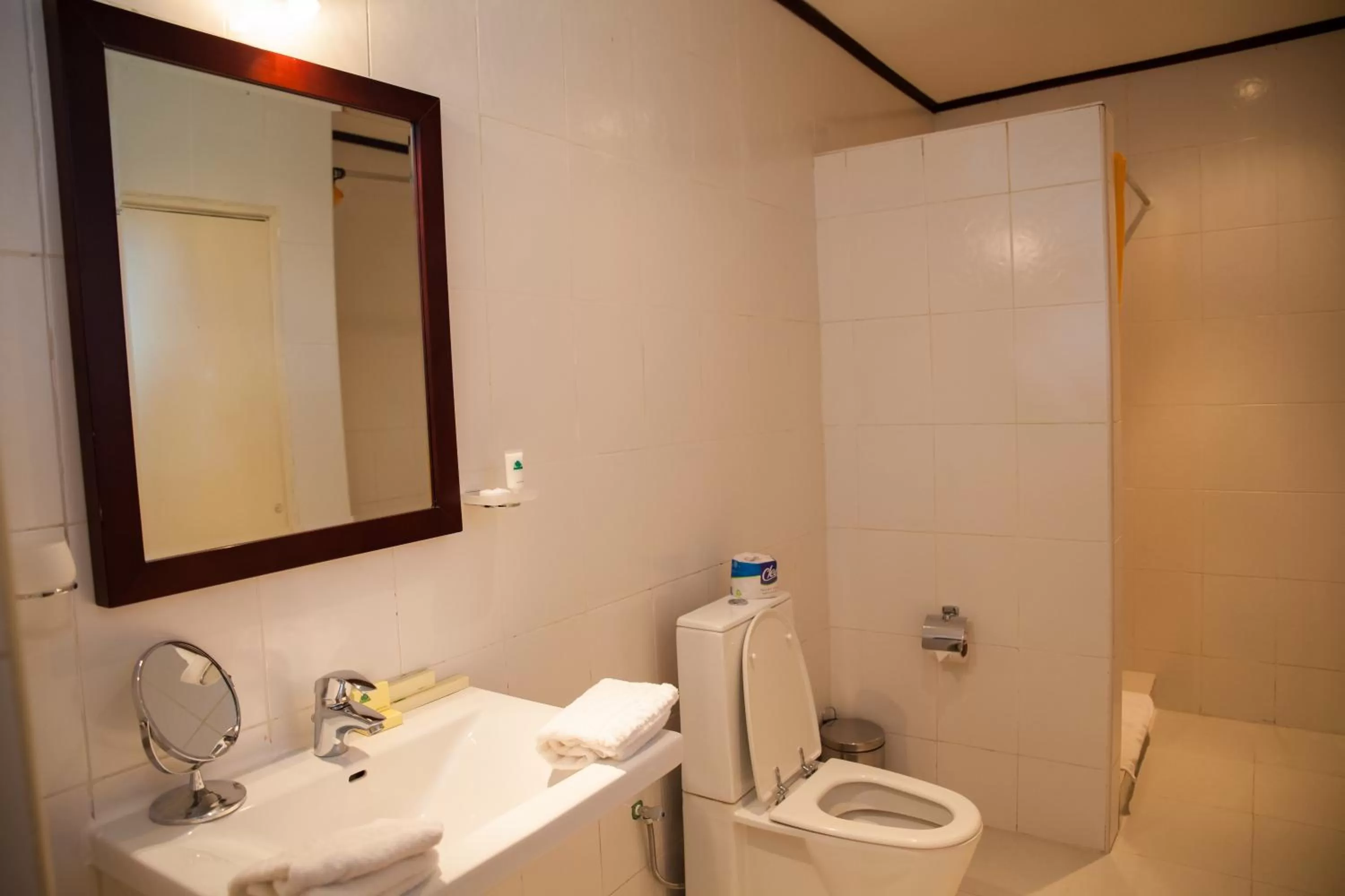 Bathroom in Gorillas Lake Kivu Hotel