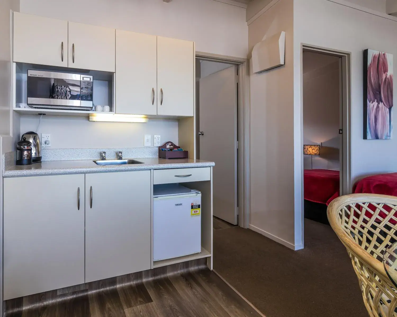 Kitchen/Kitchenette in Twin Peaks Lakeside Inn