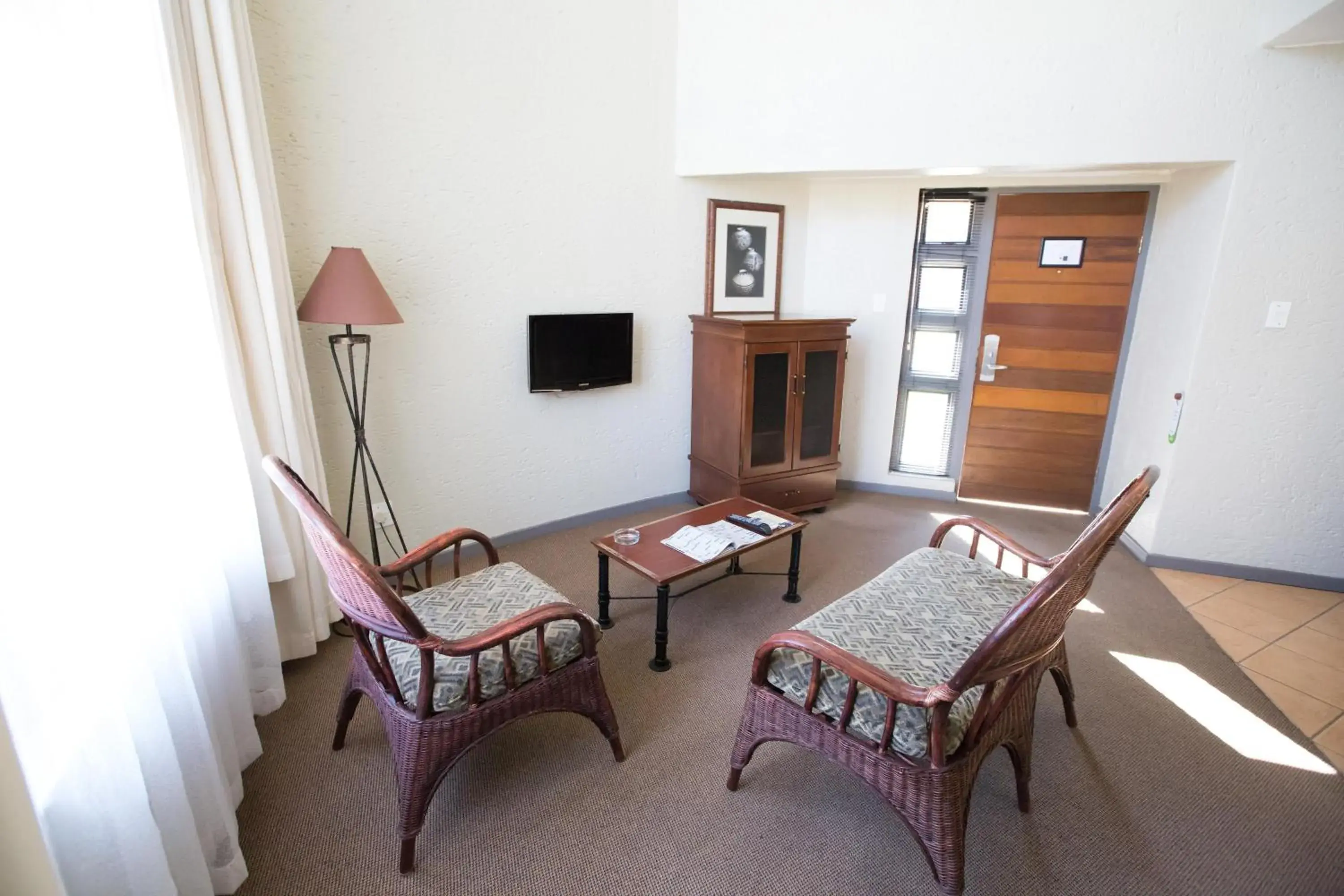 Living room, Seating Area in aha Kopanong Hotel & Conference Centre