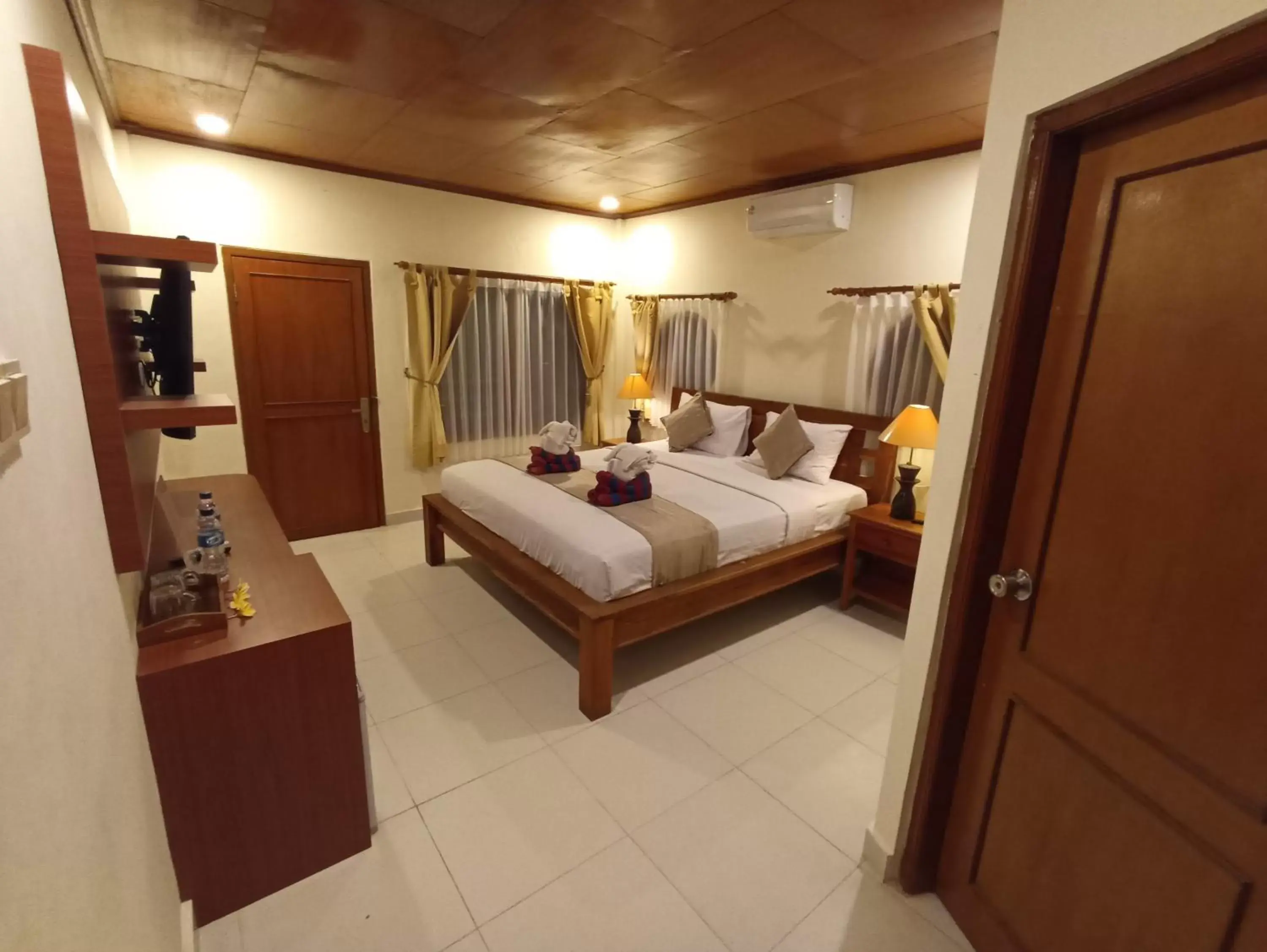 Bed in Kusnadi Hotel Bed in Kusnadi Hotel