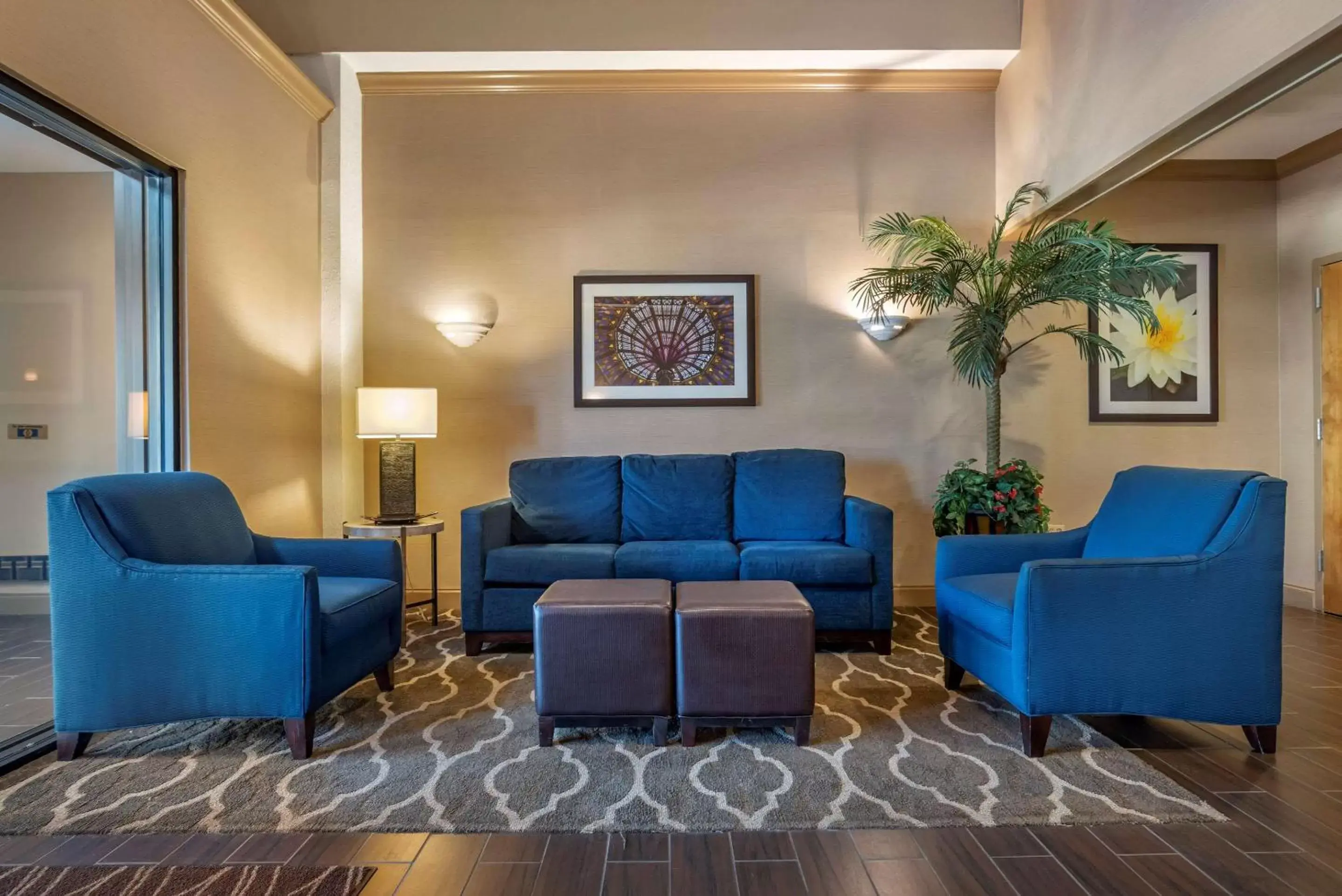 Lobby or reception, Seating Area in Comfort Inn Amite