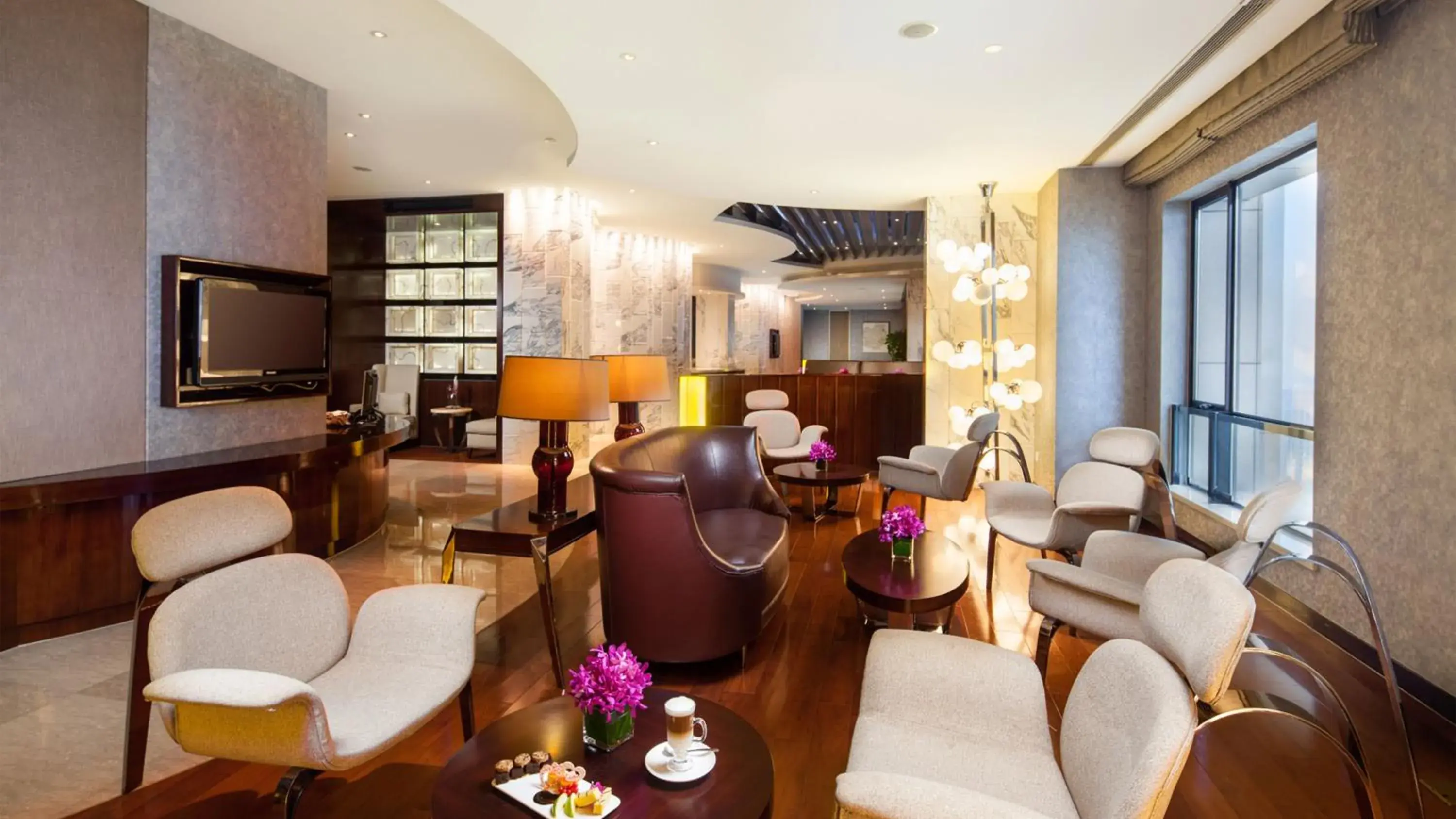 Other, Lounge/Bar in Crowne Plaza Shanghai Jinxiu