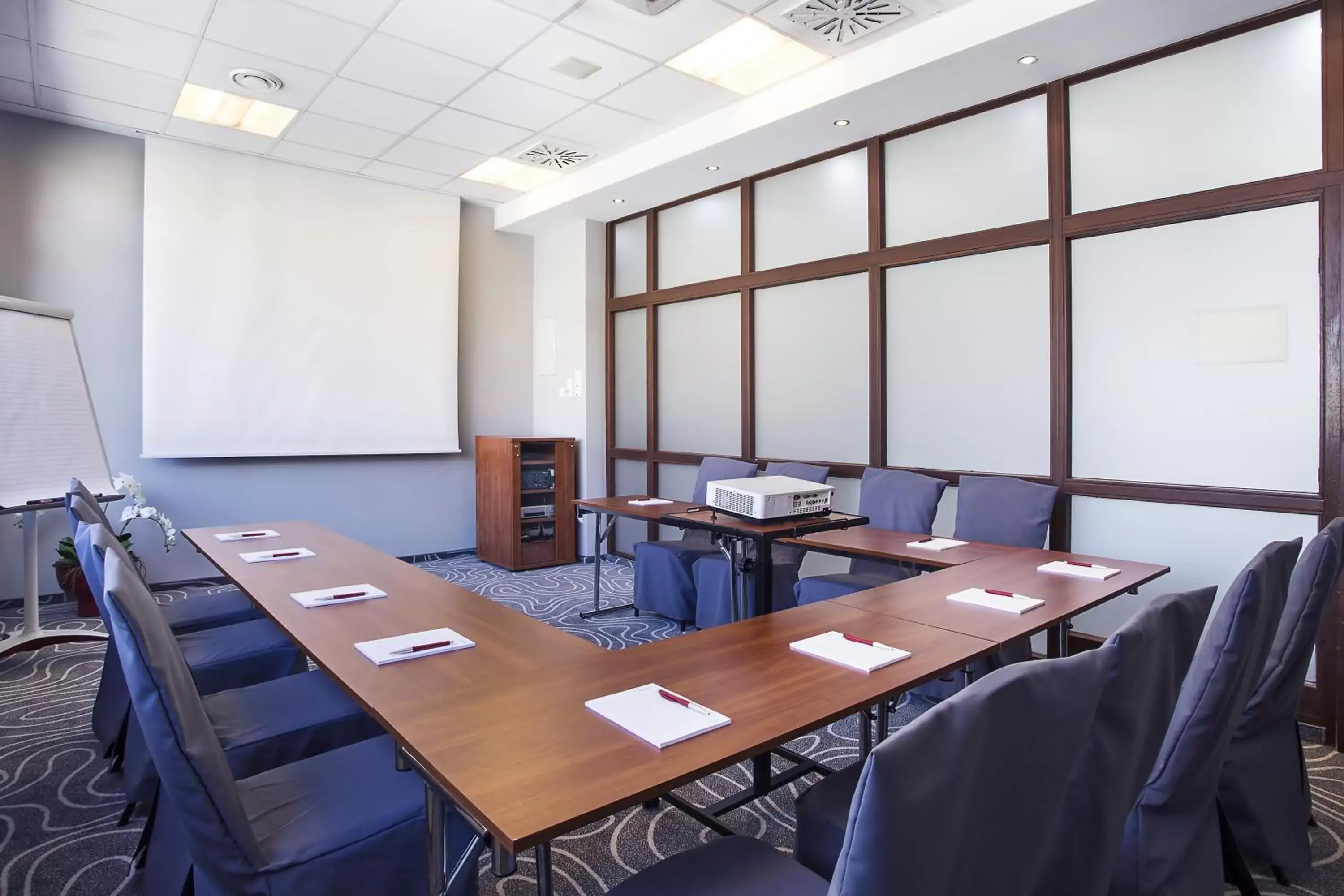Meeting/conference room in Qubus Hotel Głogów