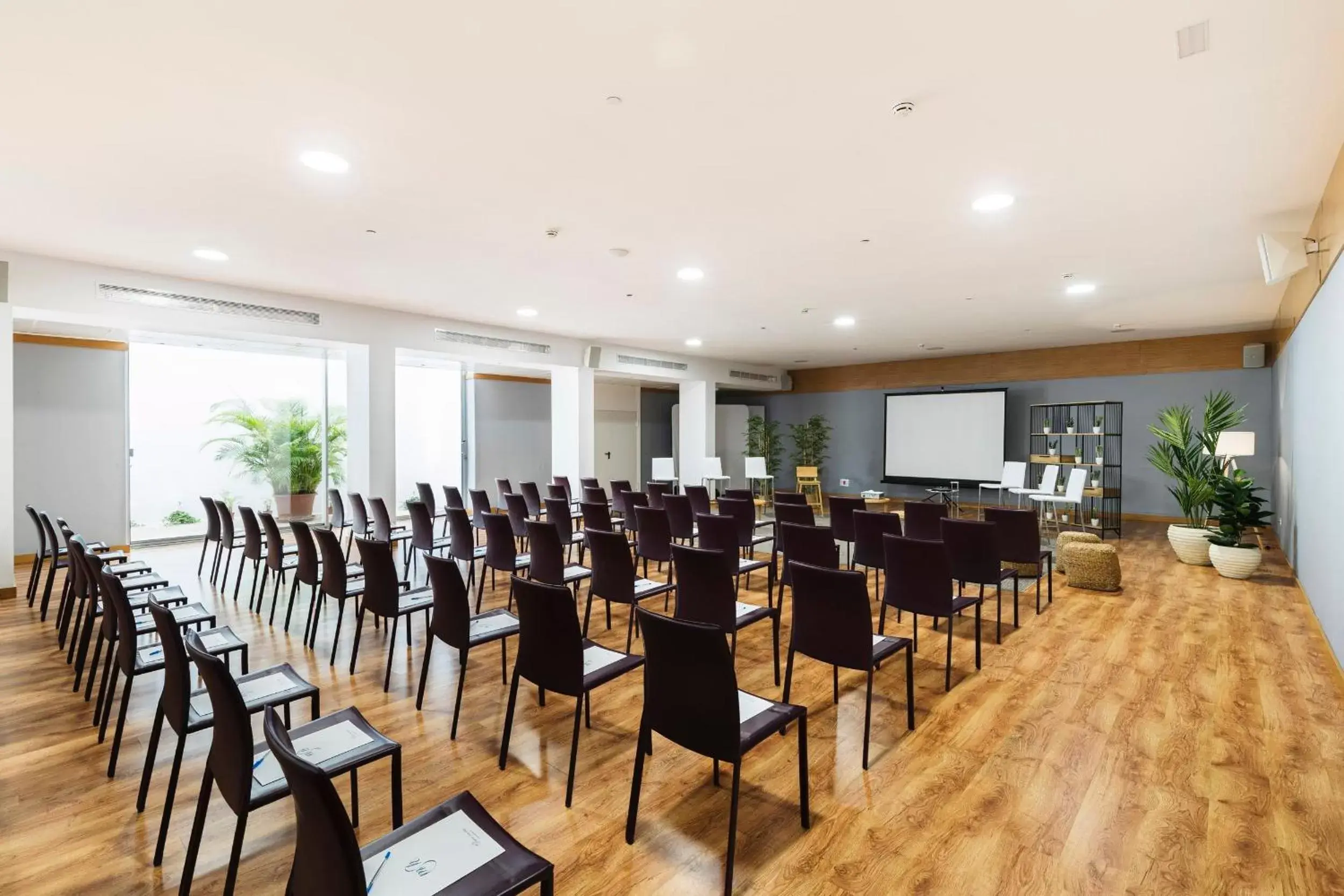 Meeting/conference room in Reverence Mare Hotel - Adults Only