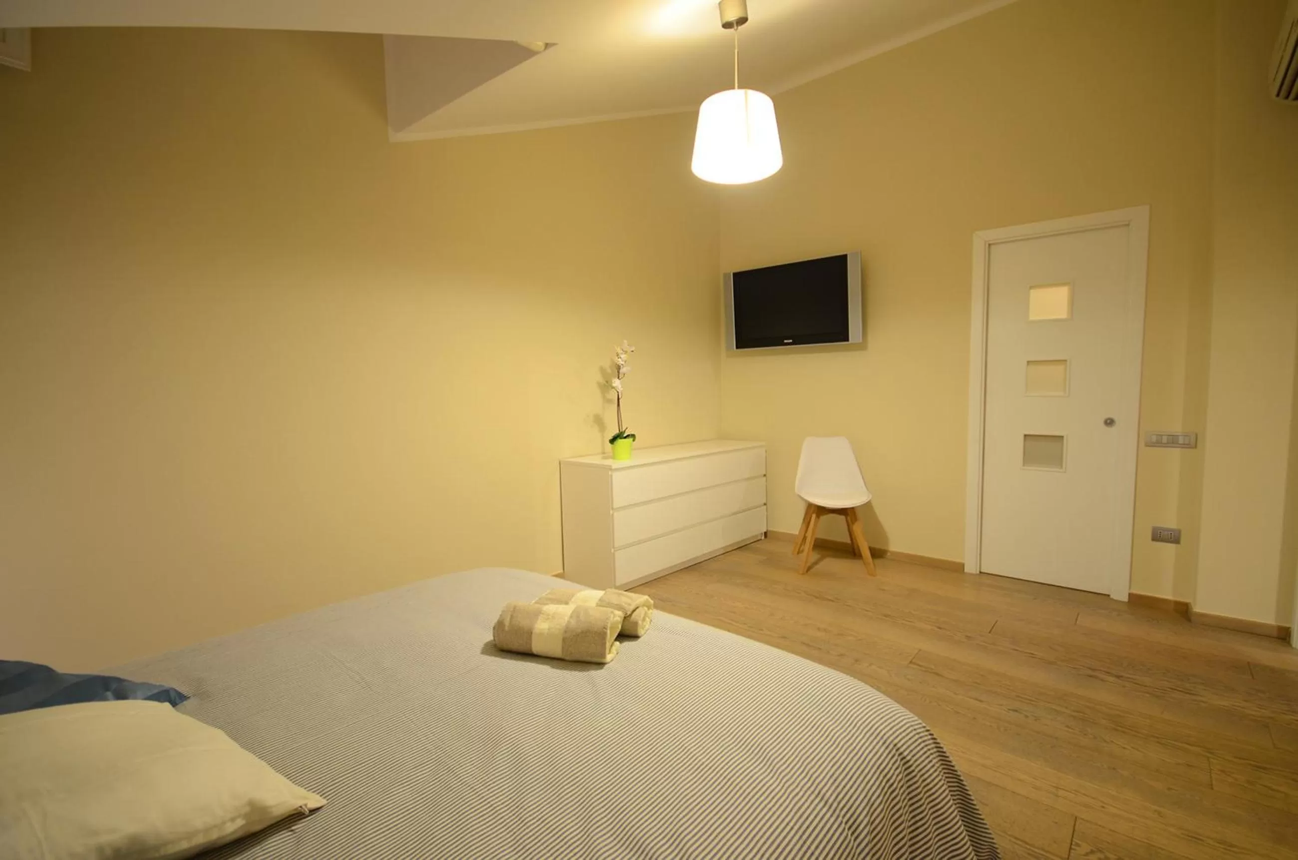 Photo of the whole room, Bed in B&B Portanova