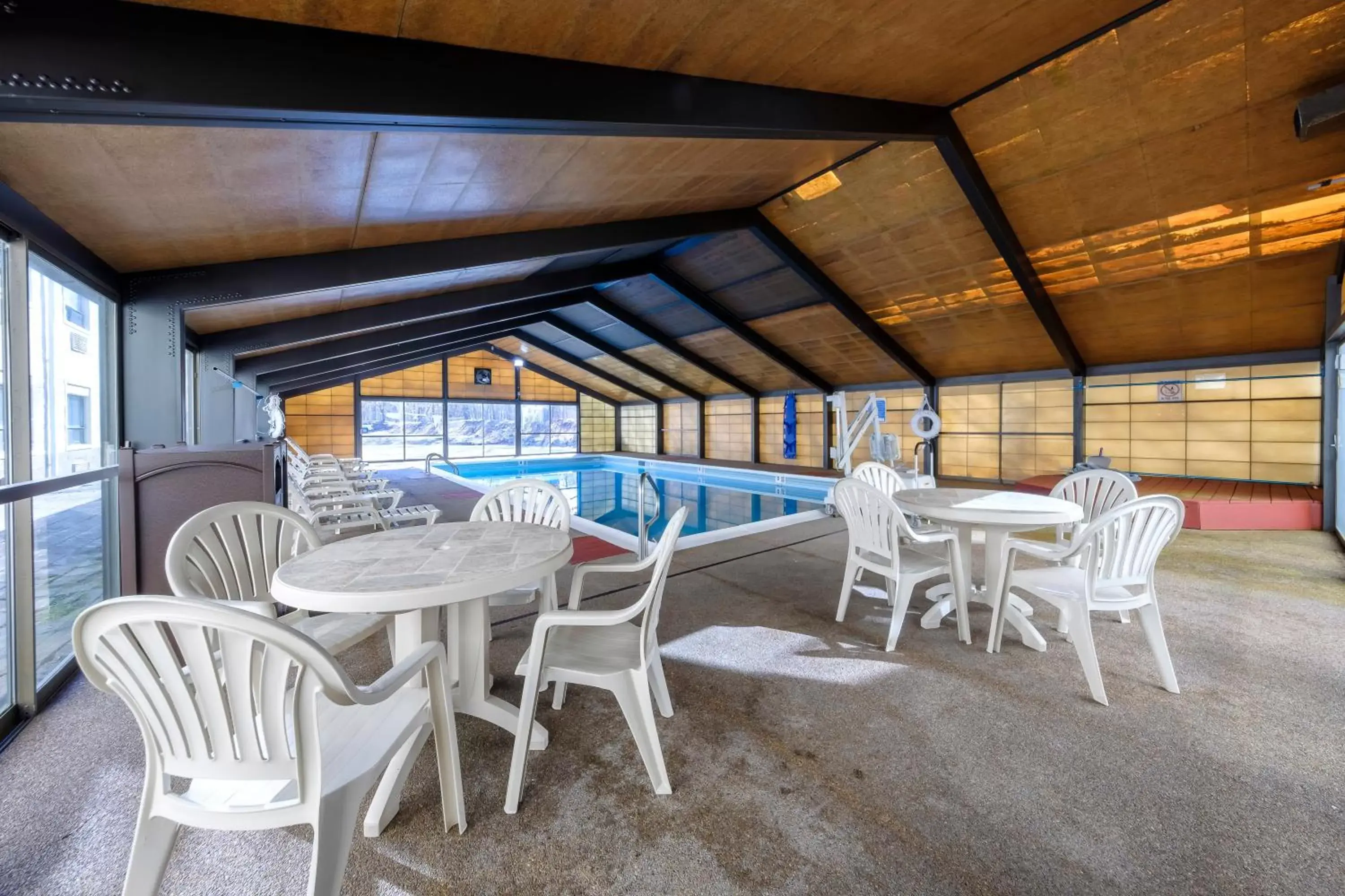 Swimming pool in Red Roof Inn & Suites Newburgh - Stewart Airport