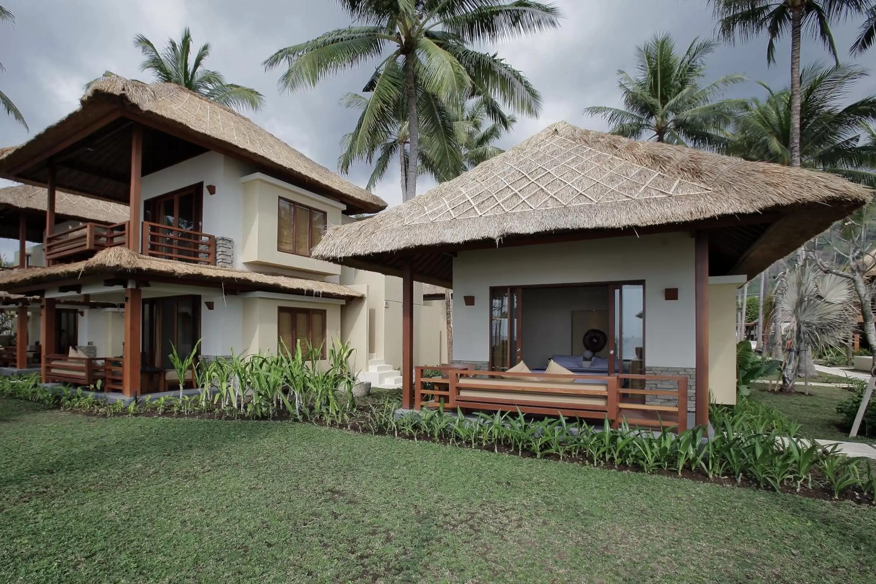 Facade/entrance, Property Building in Qunci Villas Hotel