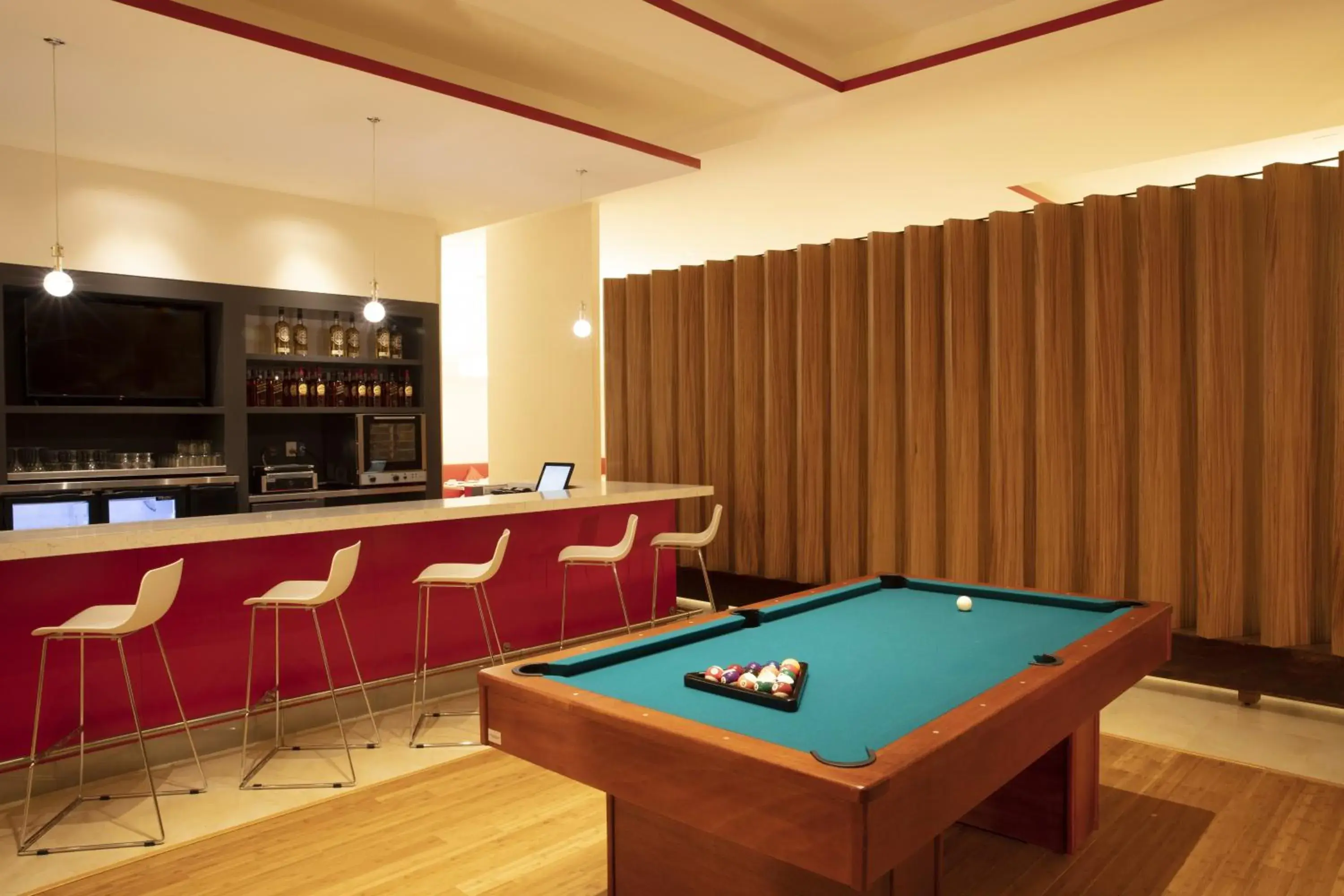 Lounge or bar, Billiards in Fiesta Inn Celaya Galerias