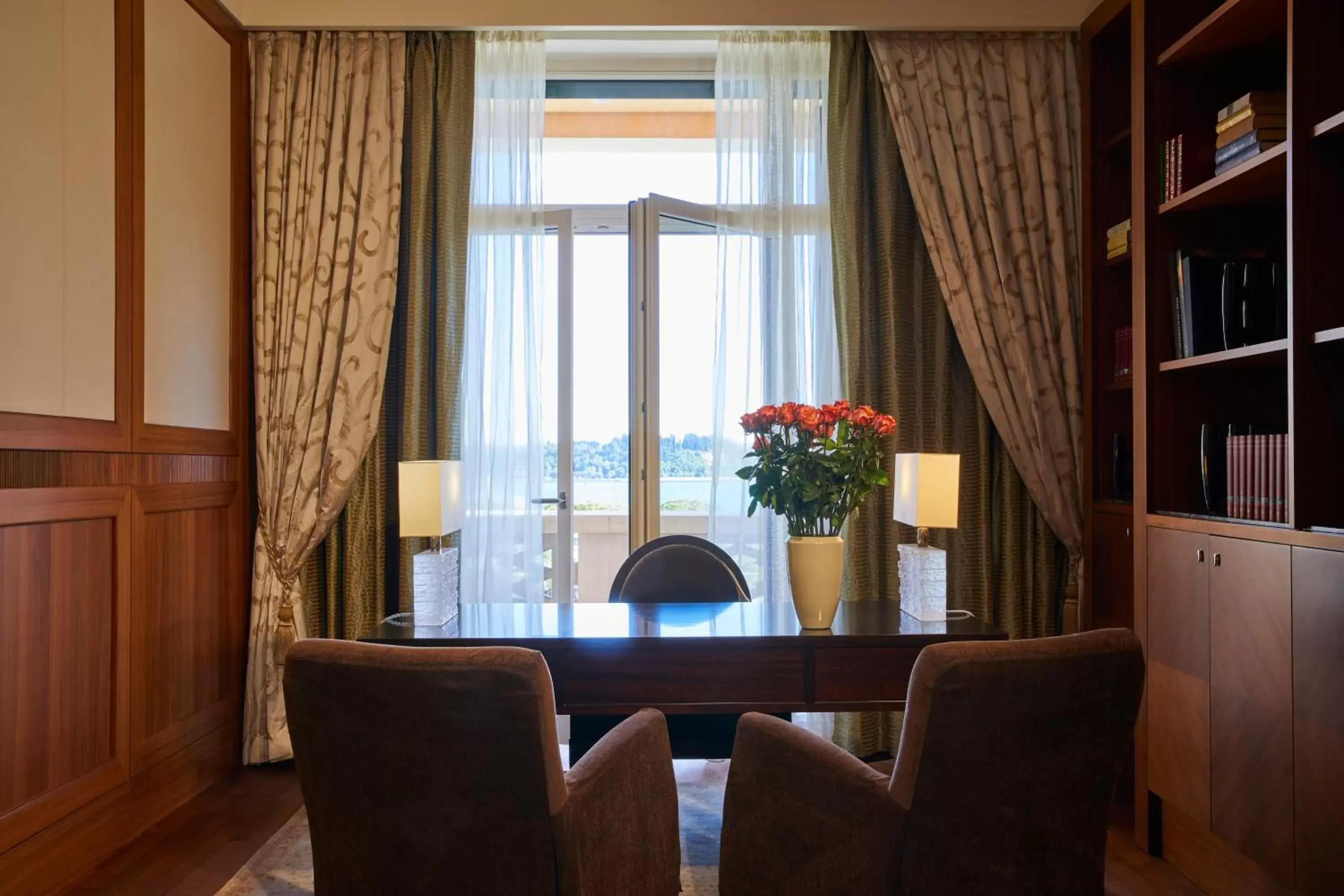 Living room, Dining Area in Hotel Kempinski Palace Portorož